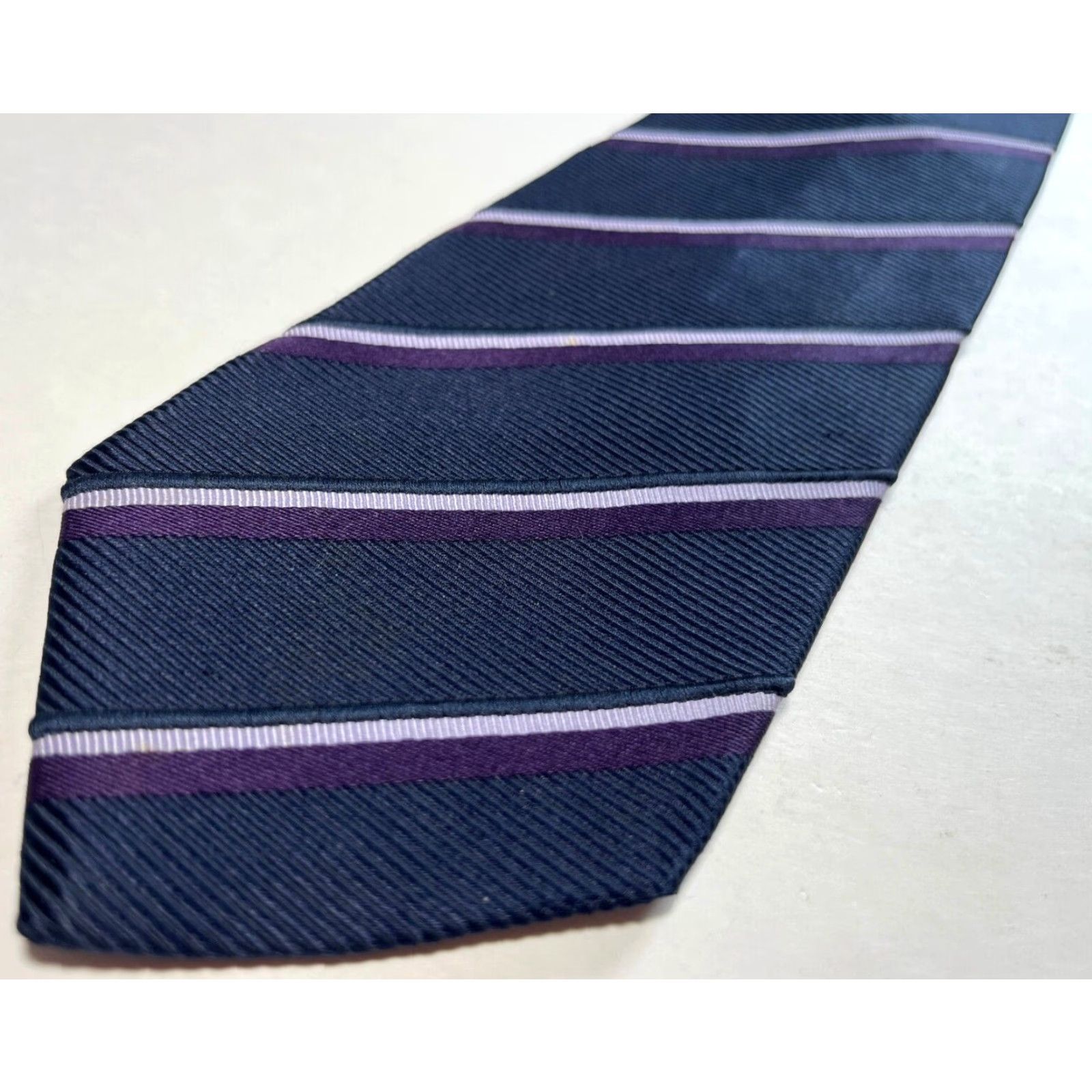 Vintage Epoca Uomo Silk Tie Striped Ribbed Navy Made in Japan Men’s Tie 100% Silk Length 58 1/2 Width 3 3/8" Classic Size ONE SIZE - 4 Thumbnail