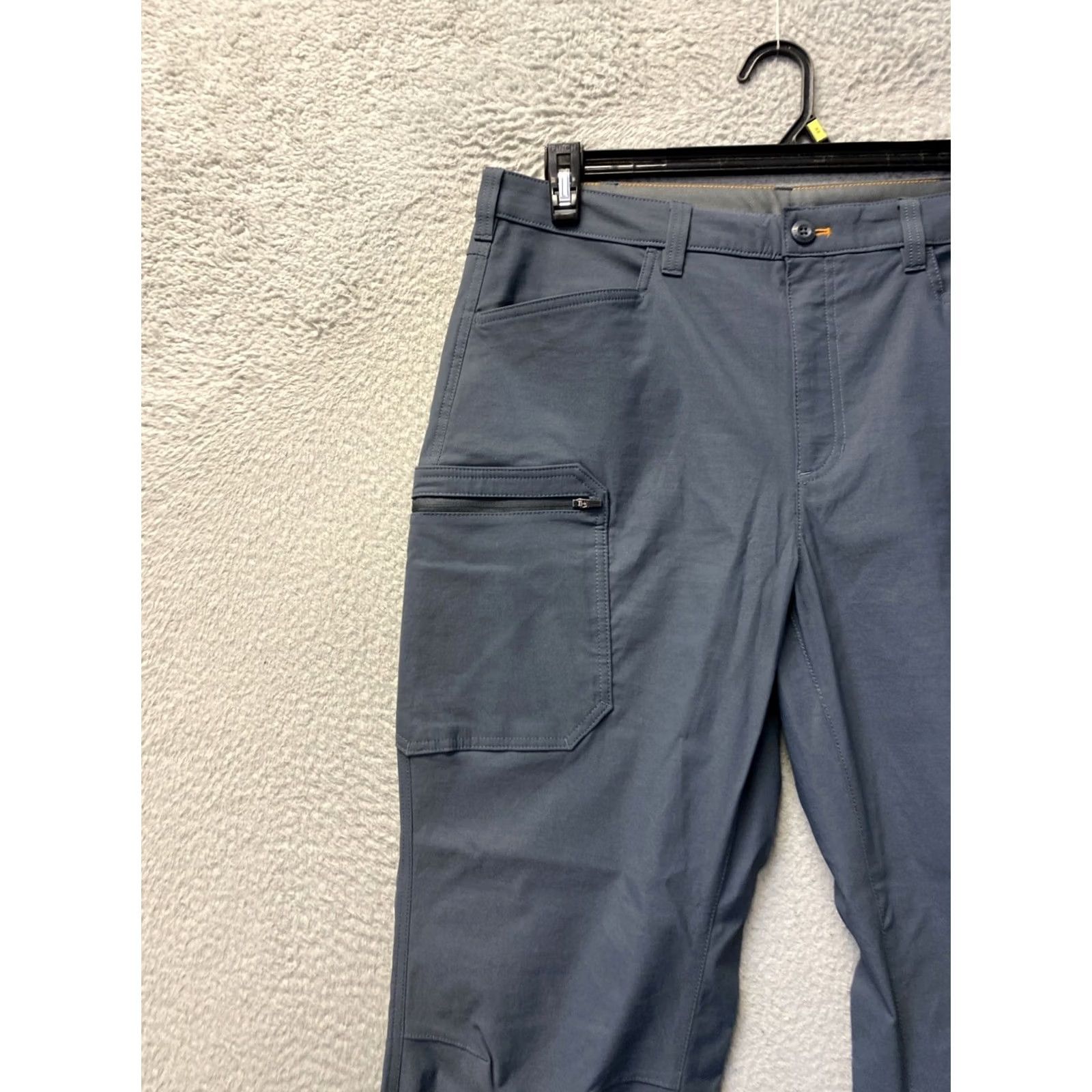 Eddie Bauer Eddie Bauer Pants Mens 36x32 Gray Cargo Straight Regular Zip Pockets Travex Outdoors Casual Sports/Travel Size US 36 / EU 52 - 2 Thumbnail