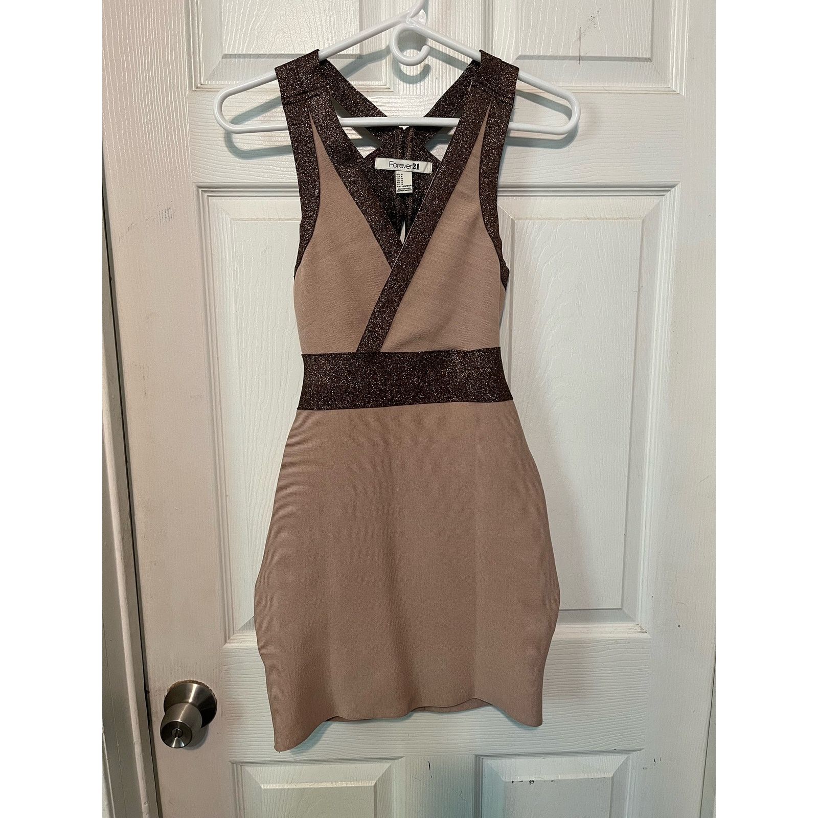 Forever 21 Forever21 Mini Bodycon Sleeveless Dress size small Size S / US 4 / IT 40 - 1 Thumbnail