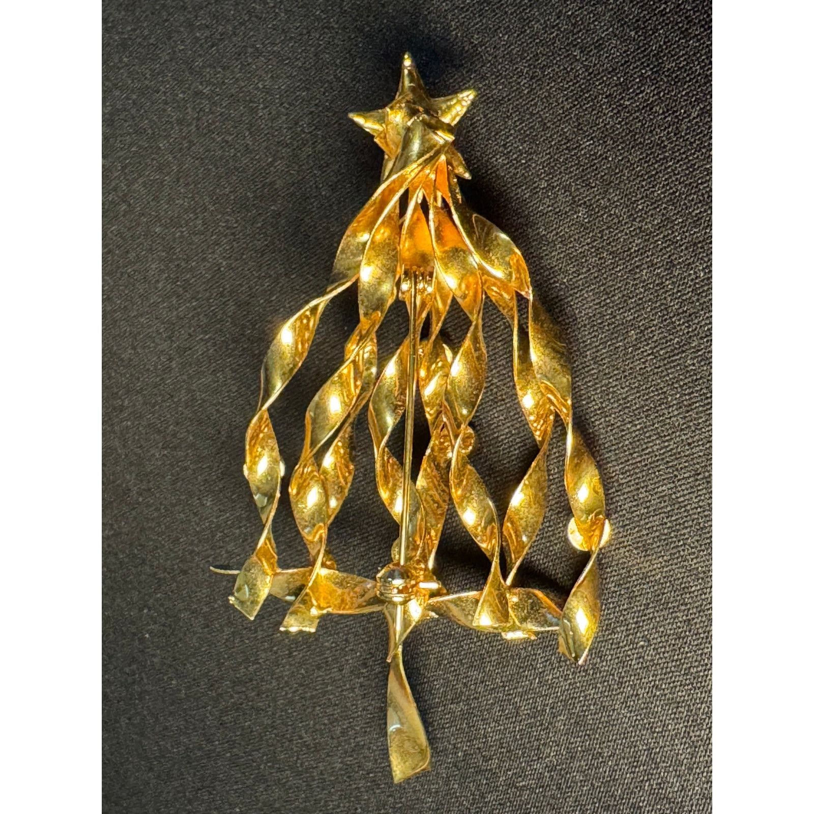 Other Vintage Spiral Branch Gold Tone Christmas Tree Brooch Size ONE SIZE - 4 Thumbnail