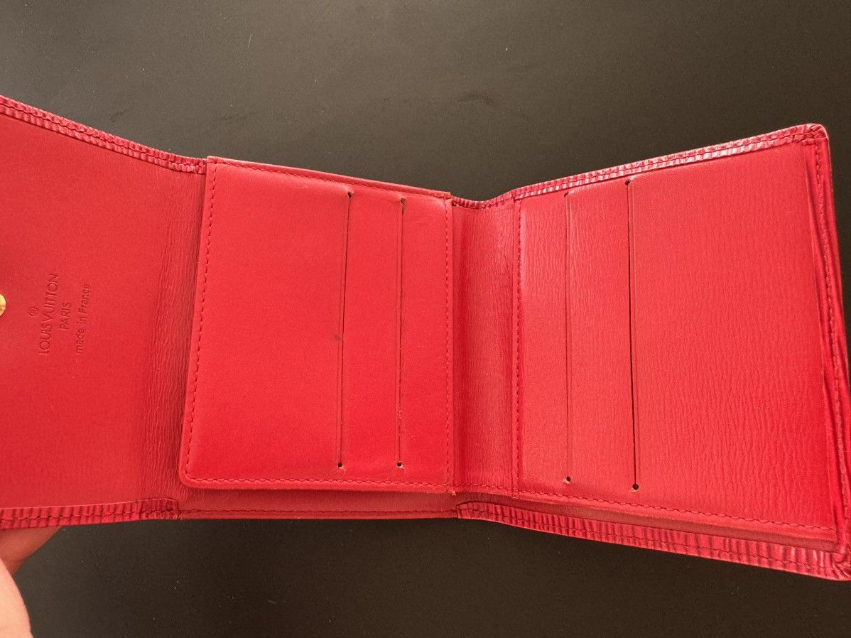 Louis Vuitton Louis Vuitton Elise Epi Leather Compact Trifold wallet Size ONE SIZE - 6 Thumbnail