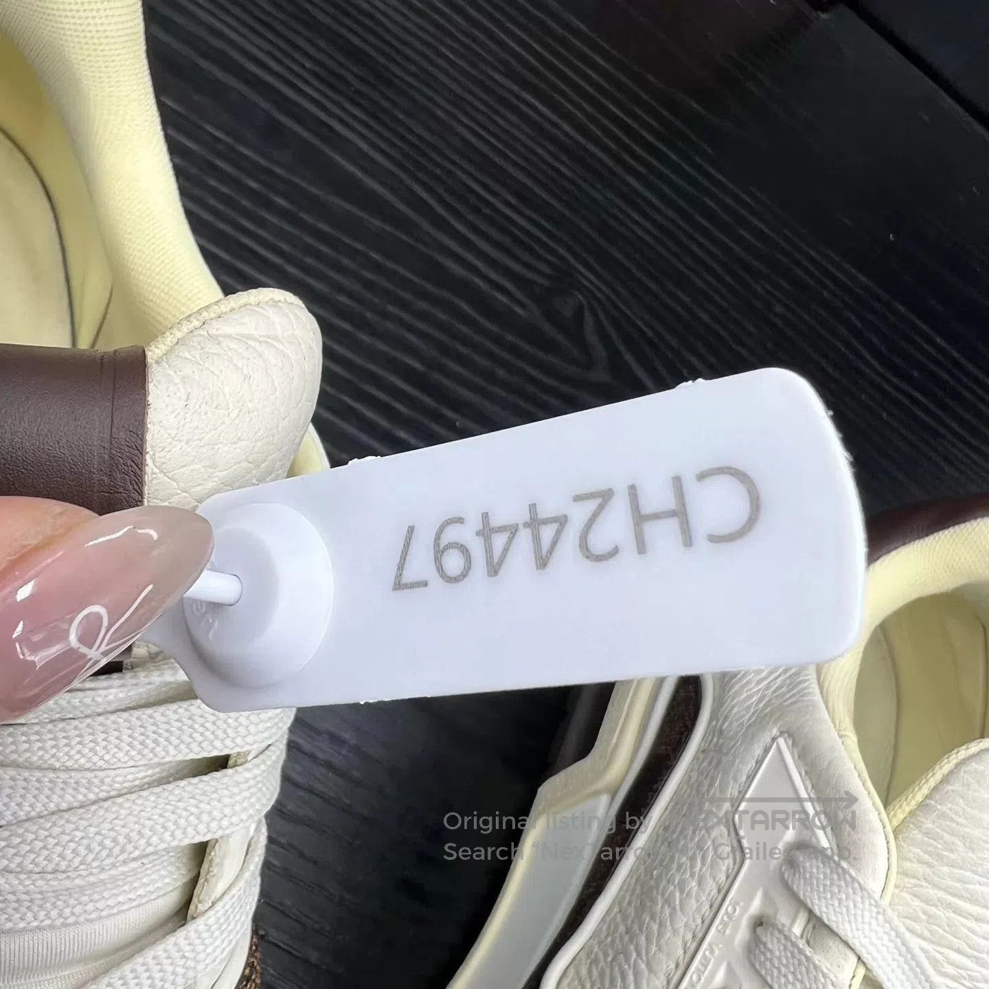 Louis Vuitton Multi Color Low-Top Sneakers Size 8. Size US 8 / EU 41 - 9 Thumbnail