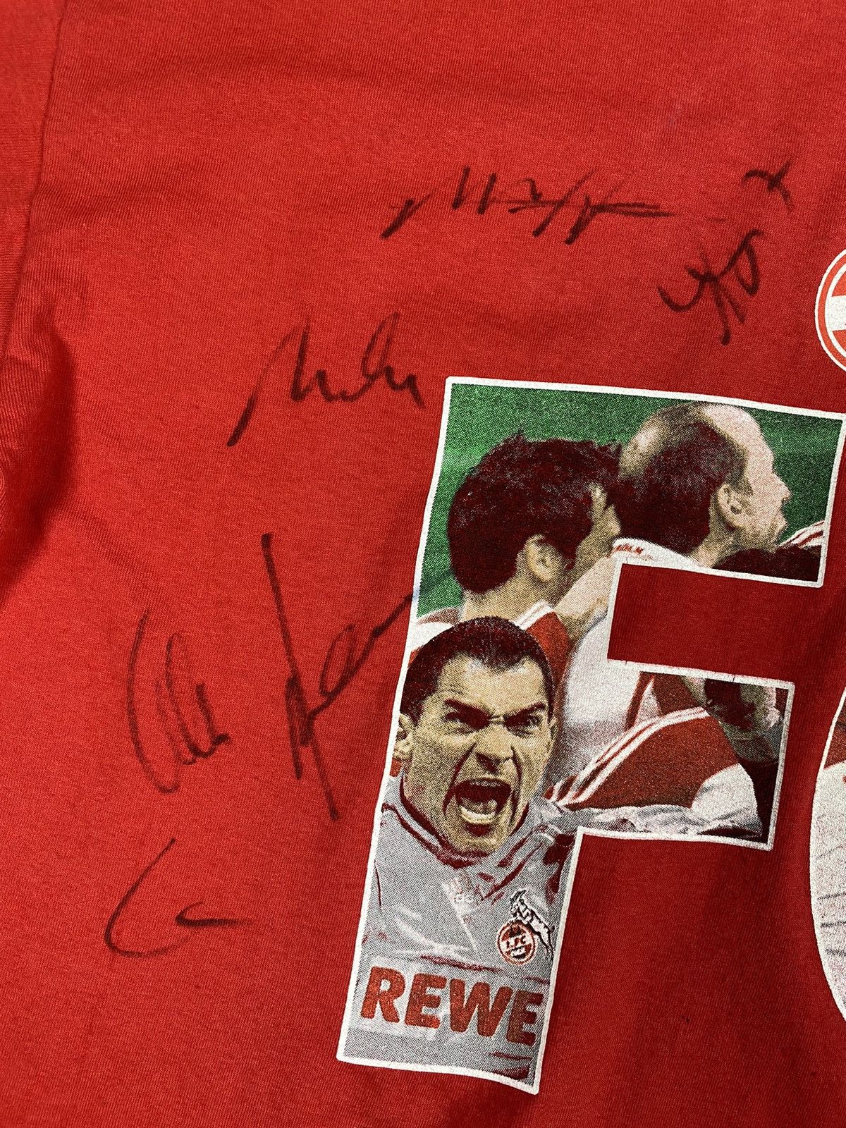 Vintage Vintage 1.FC Köln Aufstieg 2008 Autograph Tee T Shirt Size US L / EU 52-54 / 3 - 7 Thumbnail