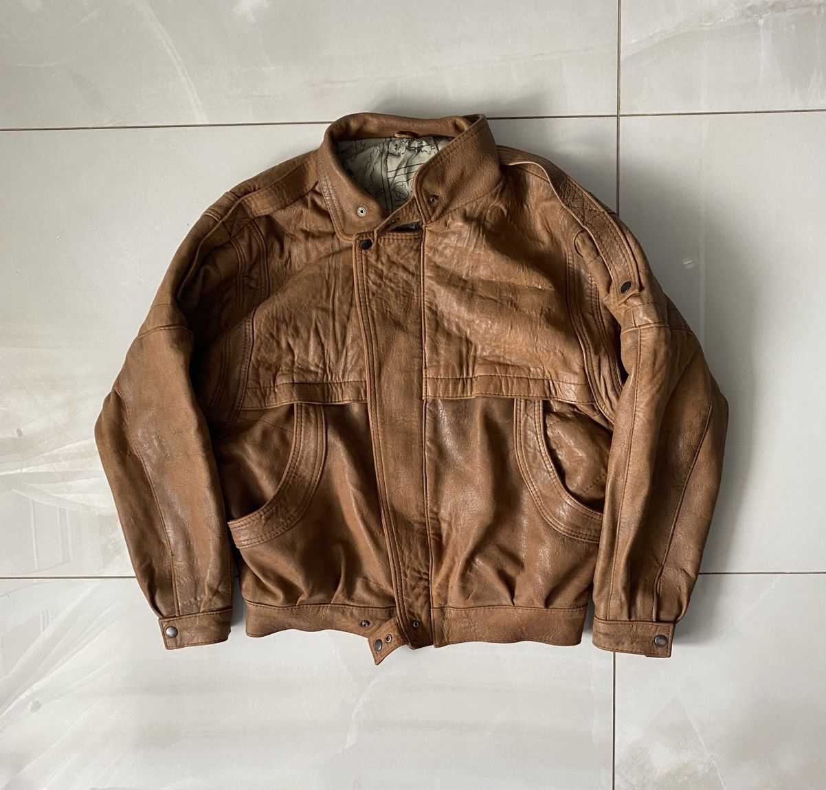 Genuine Leather Vintage Faded Leather Jacket Cropped Fit Made In England Size US M / EU 48-50 / 2 - 1 Thumbnail