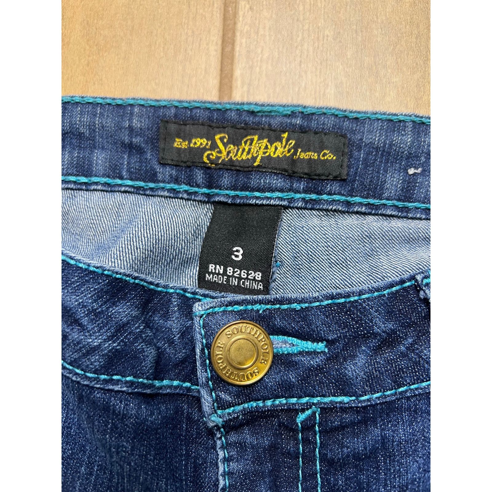Southpole Southpole Jeans Womens Size 3 Embroidered Pocket Y2K 27x31 Size 27" / US 4 / IT 40 - 5 Thumbnail