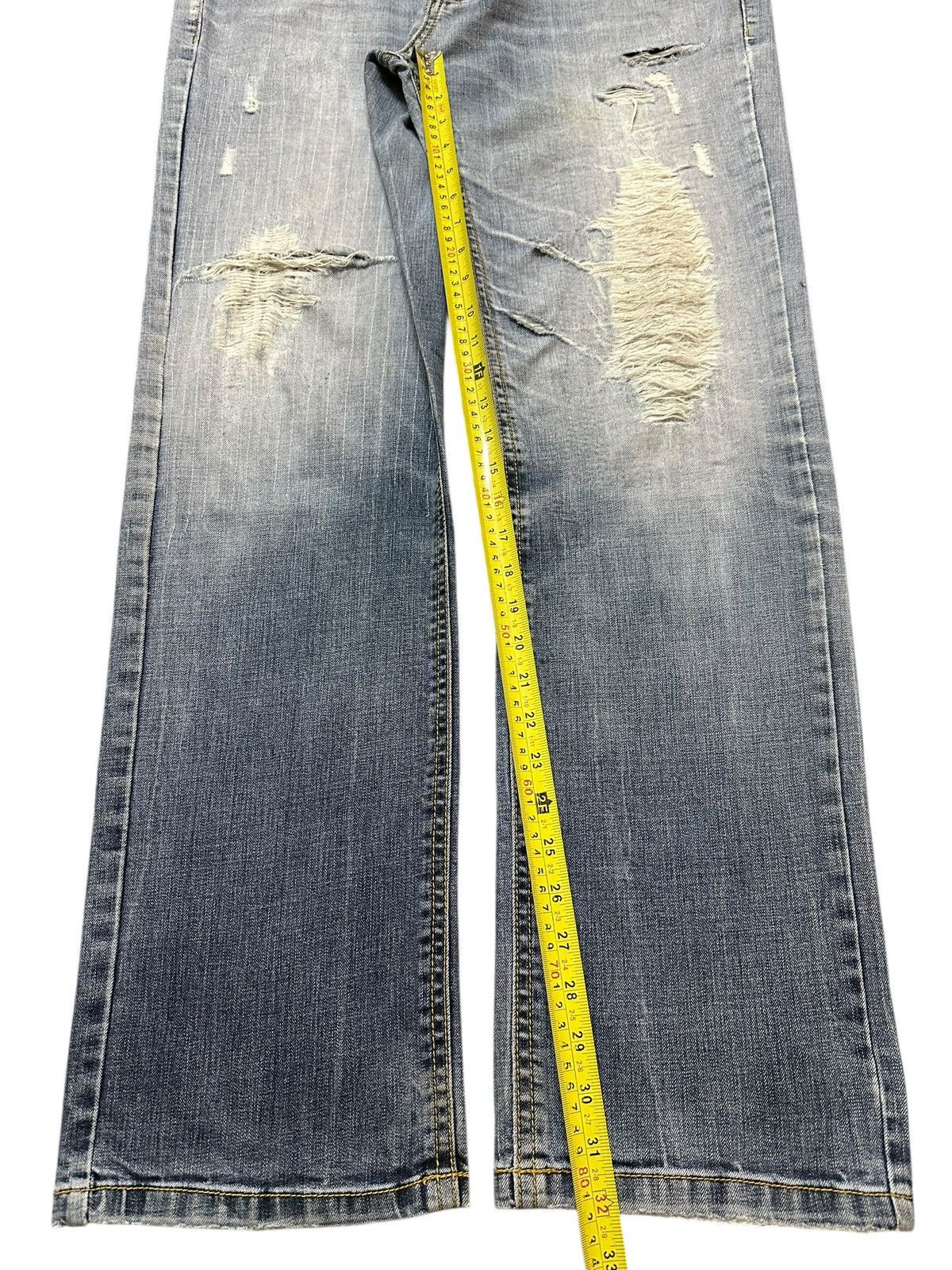 Japanese Brand Vintage Japanese Brand Faded Wash Destroy Distressed Jeans Size US 35 - 13 Thumbnail