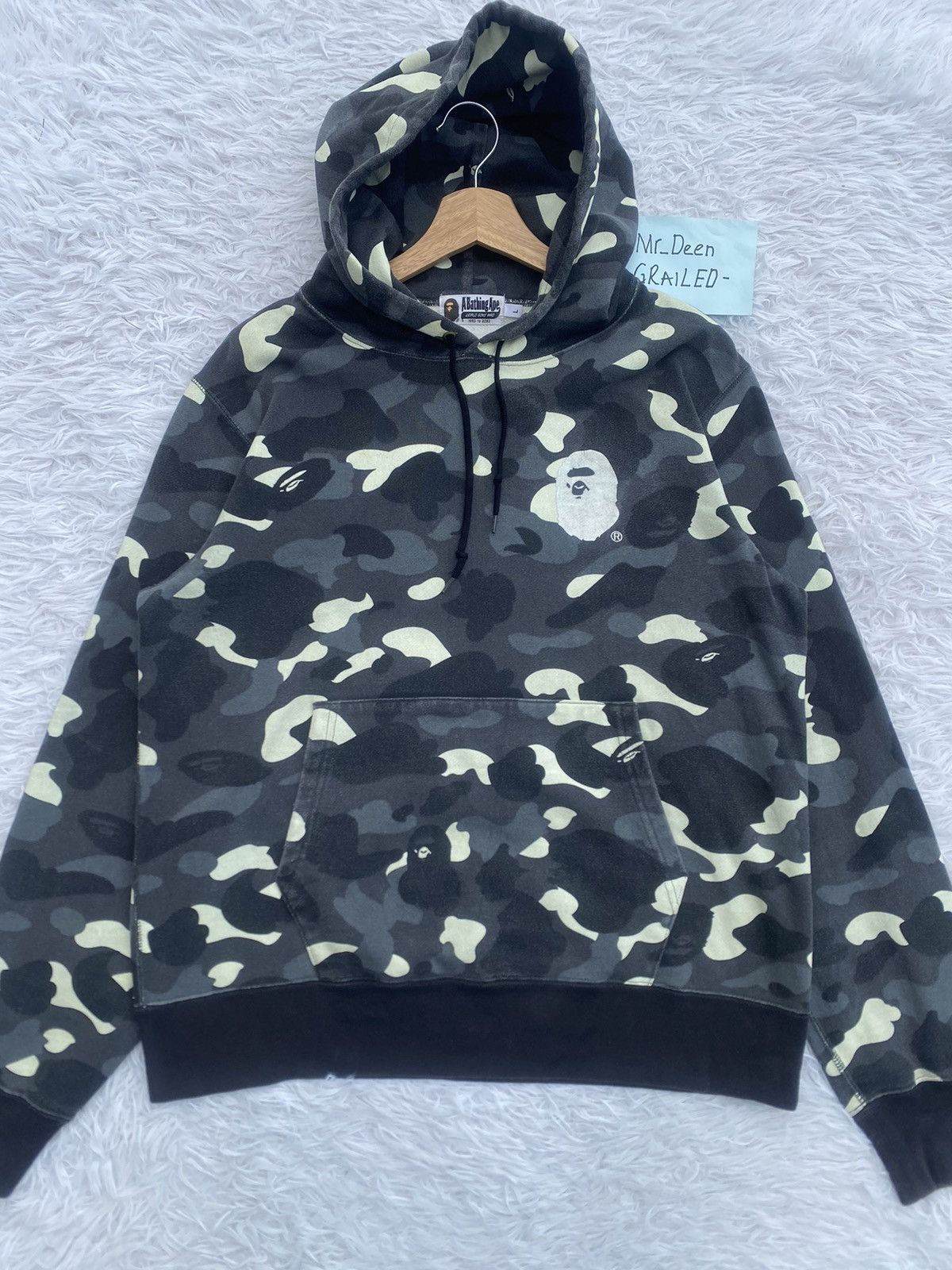 Bape Rare BAPE City Camo Glow In Dark Pullover Hoodie/Sweater Size US L / EU 52-54 / 3 - 4 Thumbnail