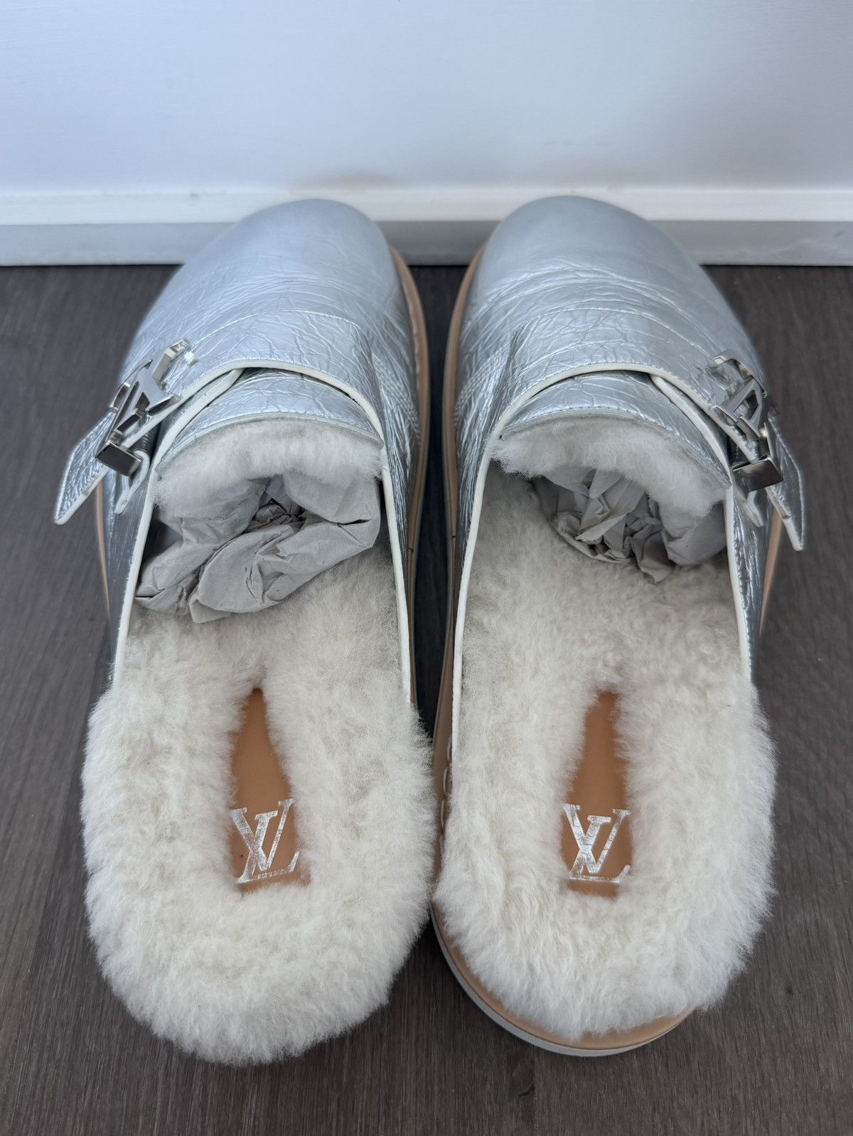 Louis Vuitton Easy Mule Shearling Size US 11 / EU 44 - 9 Thumbnail