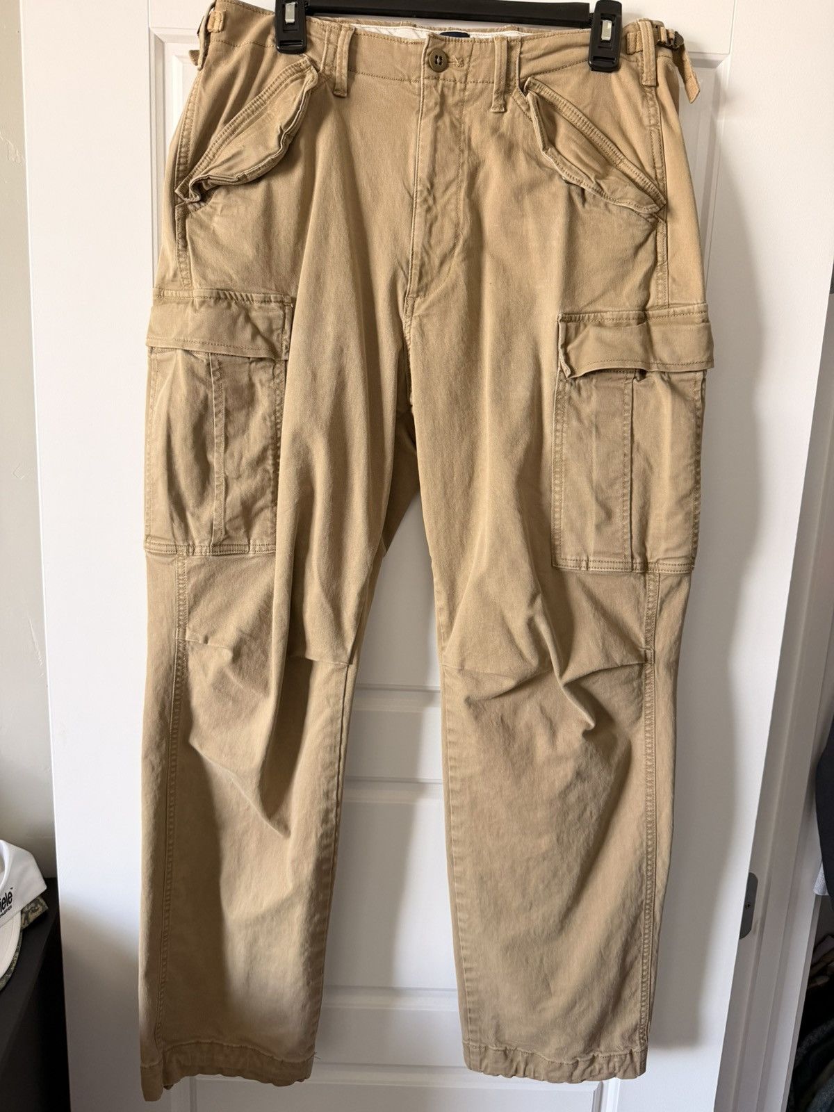 Gap Gap Khaki Cargo Pants Size US 32 / EU 48 - 1 Thumbnail