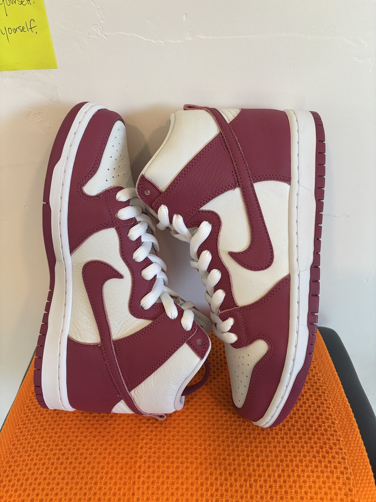 Nike Nike SB Dunk High Orange Label Sweet Beet Size US 9 / EU 42 - 2 Thumbnail