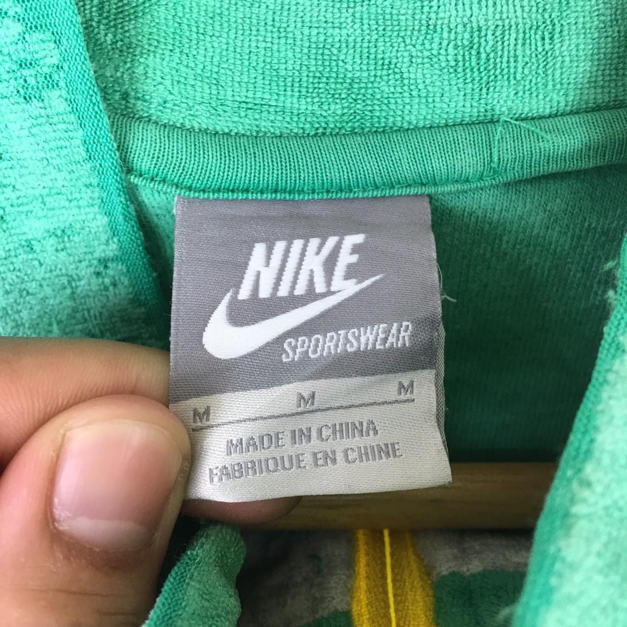 Nike Vintage NIKE Swoosh Logo Race Official Green Medium Hooded Size M / US 6-8 / IT 42-44 - 3 Thumbnail