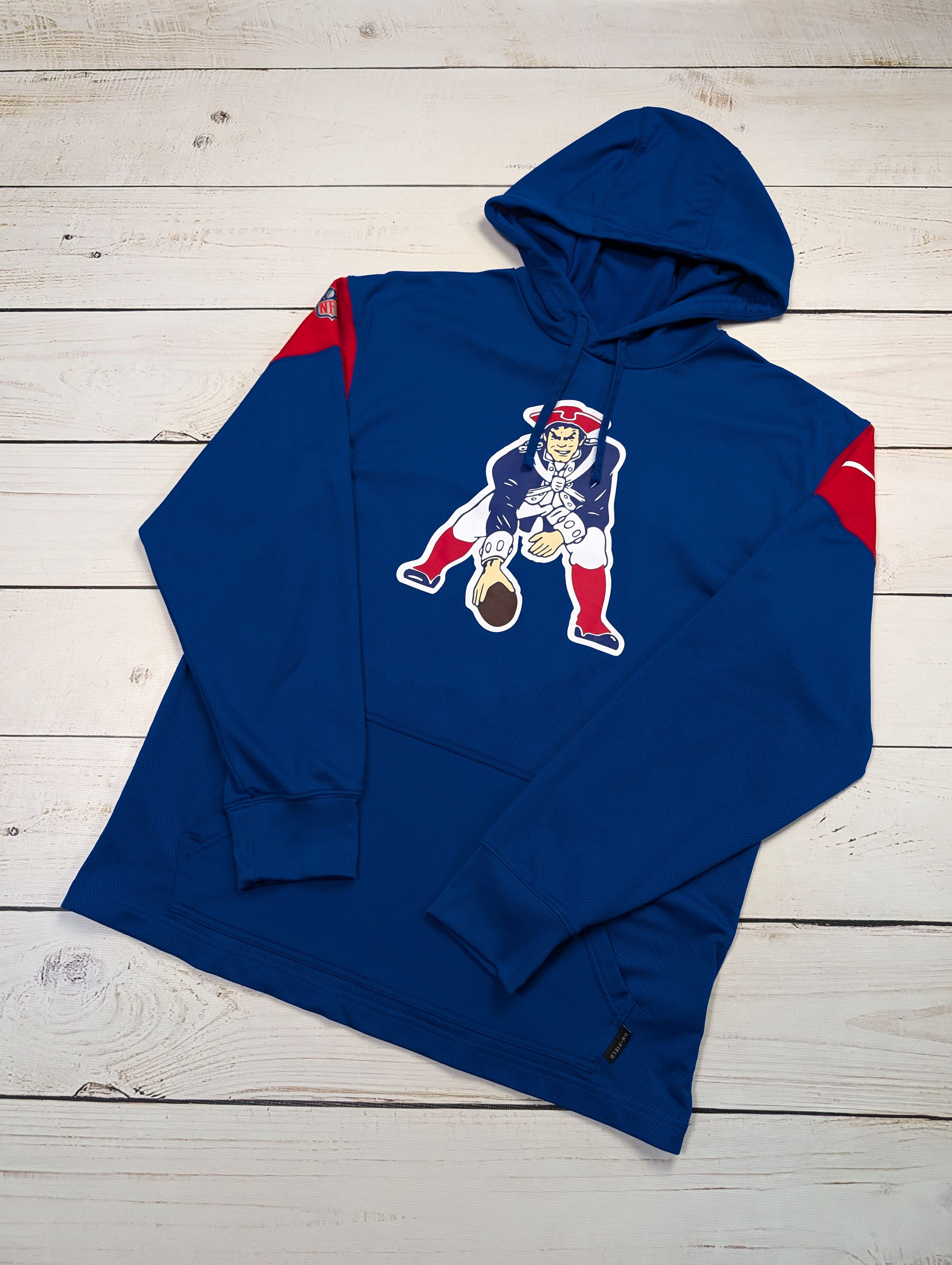 Nike New England Patriots Nike Rewind Logo Pullover Hoodie NFL Size US S / EU 44-46 / 1 - 1 Thumbnail