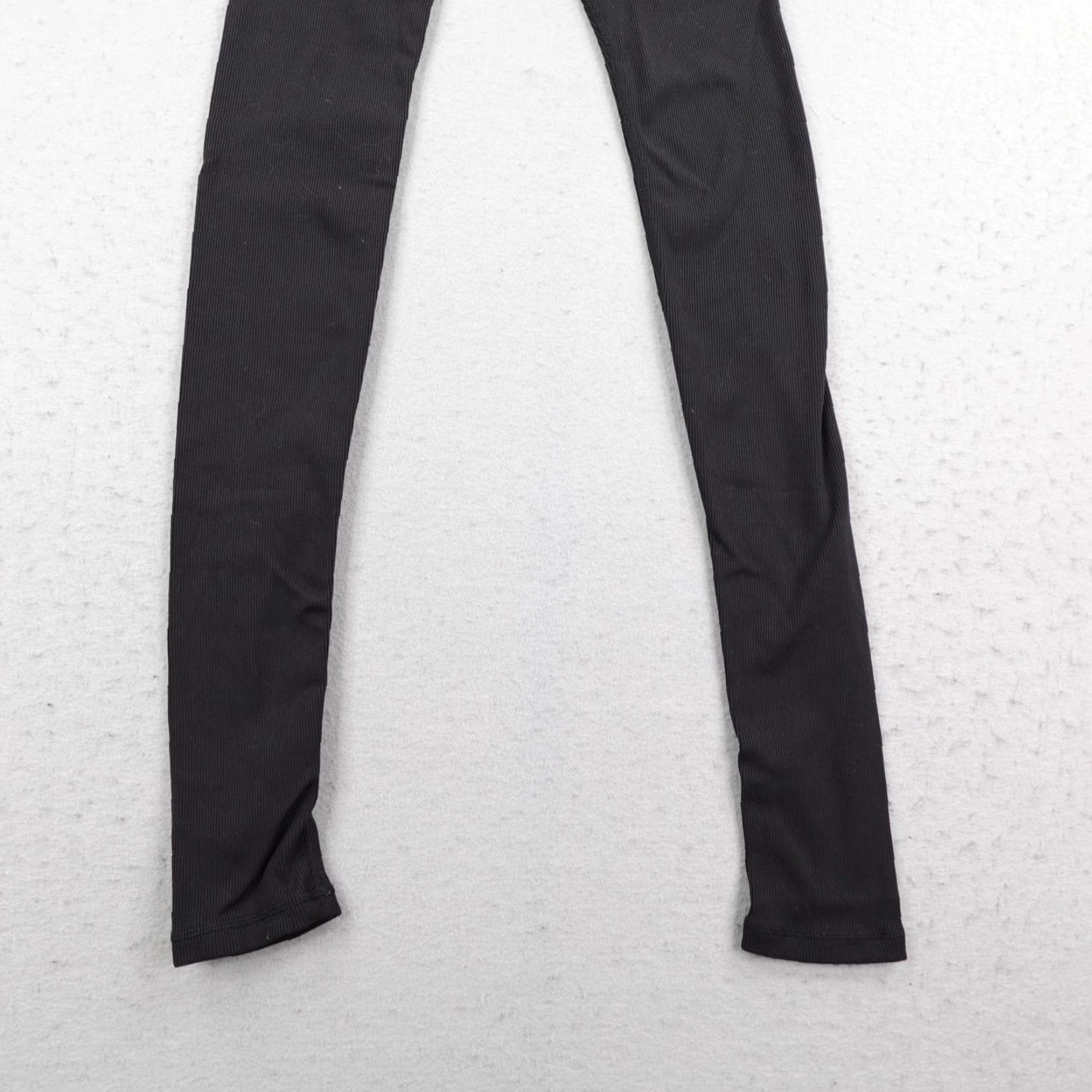 Alo Yoga Alo Yoga Leggings Womens Medium Blue Black Goddess Thermal Athletic Gym Size 32" / US 10 / IT 46 - 3 Thumbnail