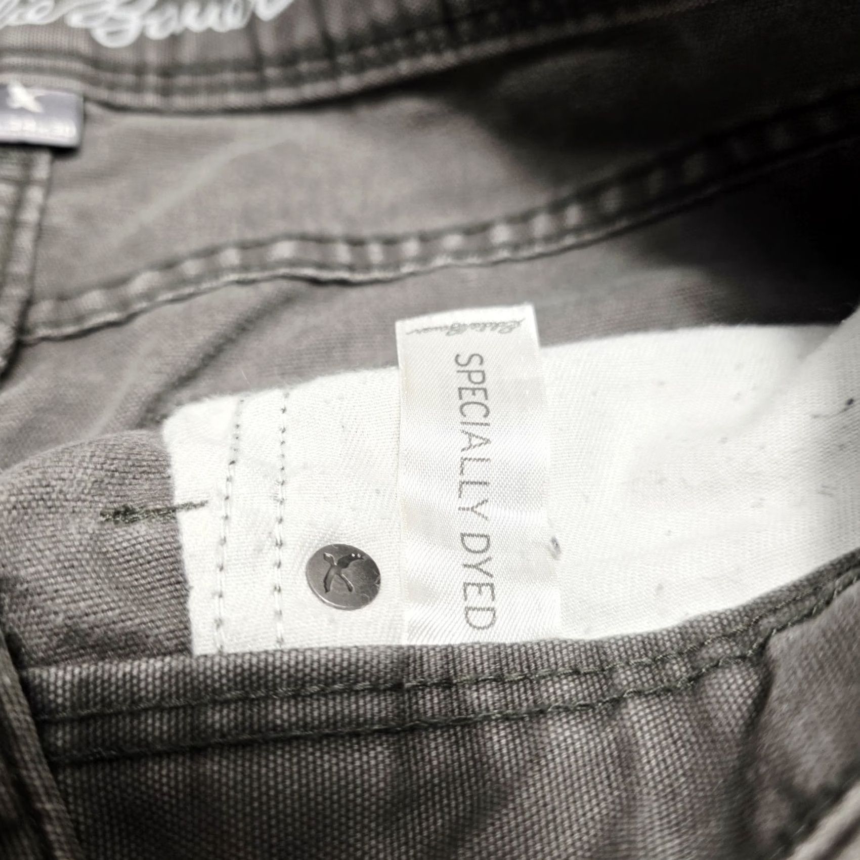Eddie Bauer Eddie Bauer Denim Pants 34x30 Gray Straight Leg 5-Pocket Flat Front Regular Mens Casual Business Vintage: No Size US 31 - 4 Thumbnail