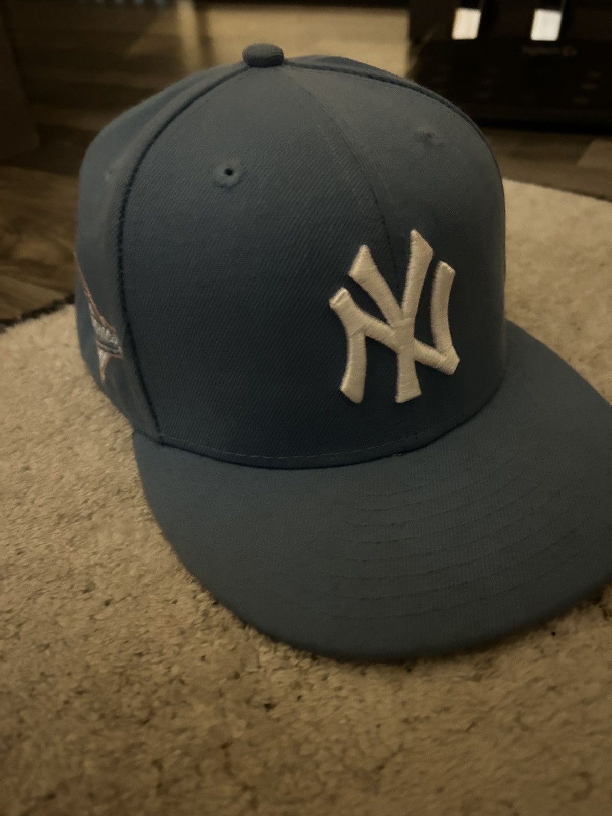 New Era Baby Blue/Pink Yankee Fitted 7/8 Size ONE SIZE - 1 Thumbnail