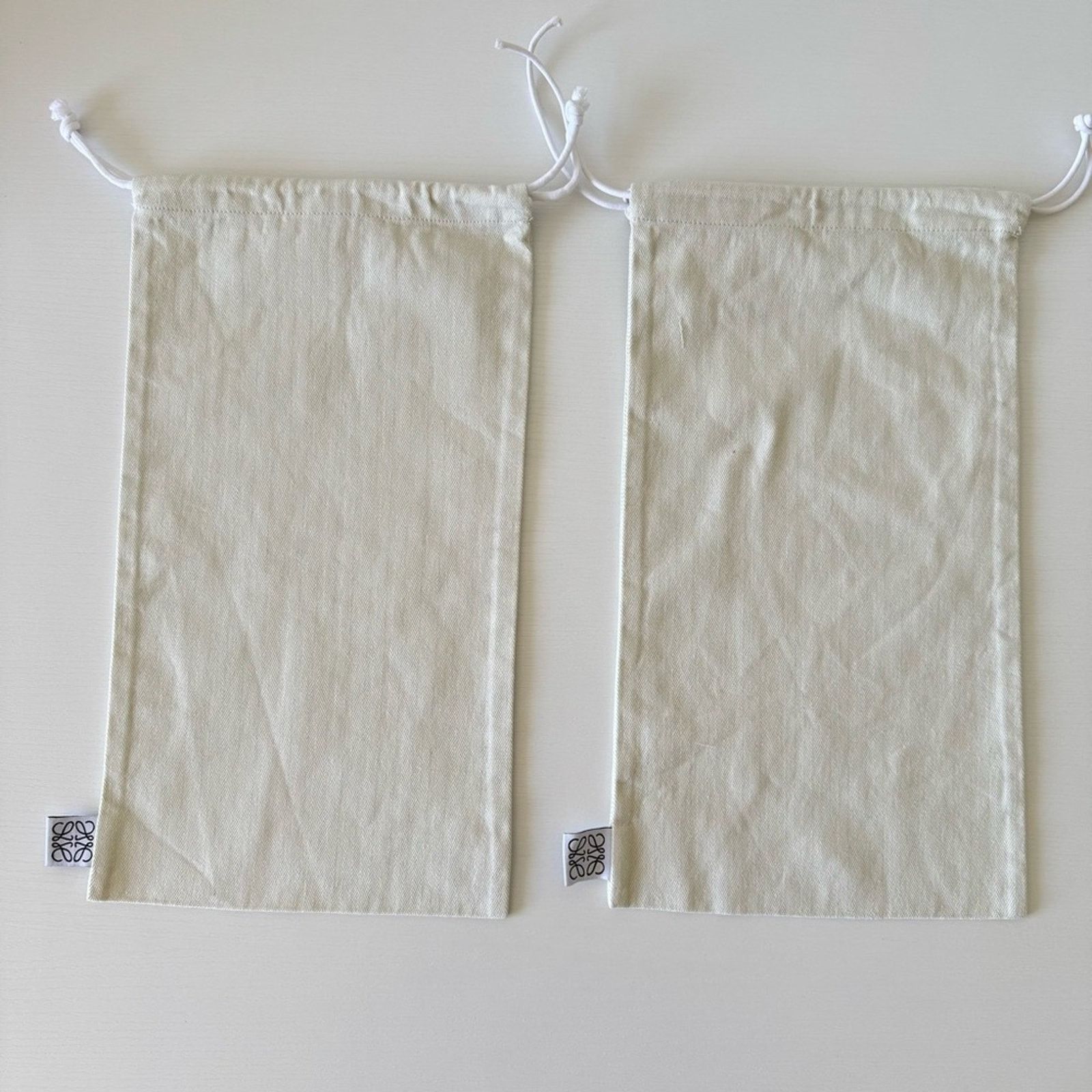 Loewe LOEWE Set of Two Cream Drawstring Dust Shoe Bags Size ONE SIZE - 3 Thumbnail