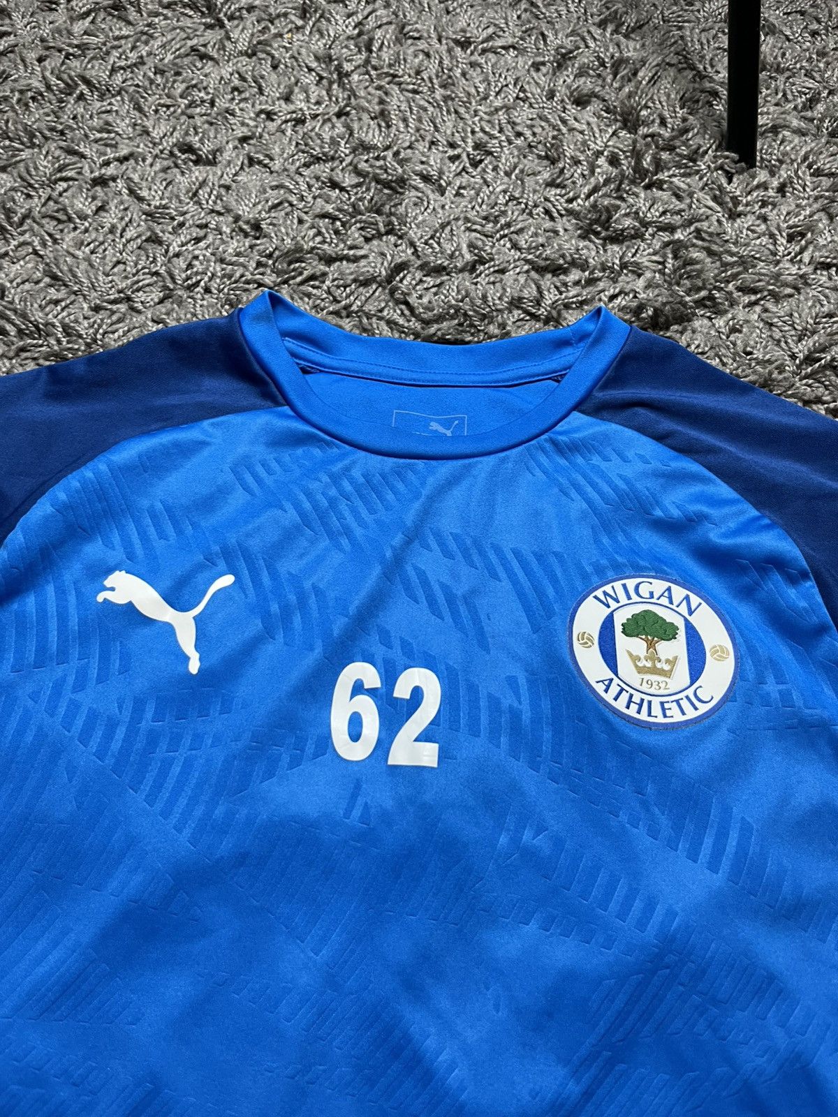 Puma × Vintage PUMA WIGAN ATHLETIC 2019/20 SOCCER FOOTBALL JERSEY T-SHIRT Size US L / EU 52-54 / 3 - 2 Thumbnail