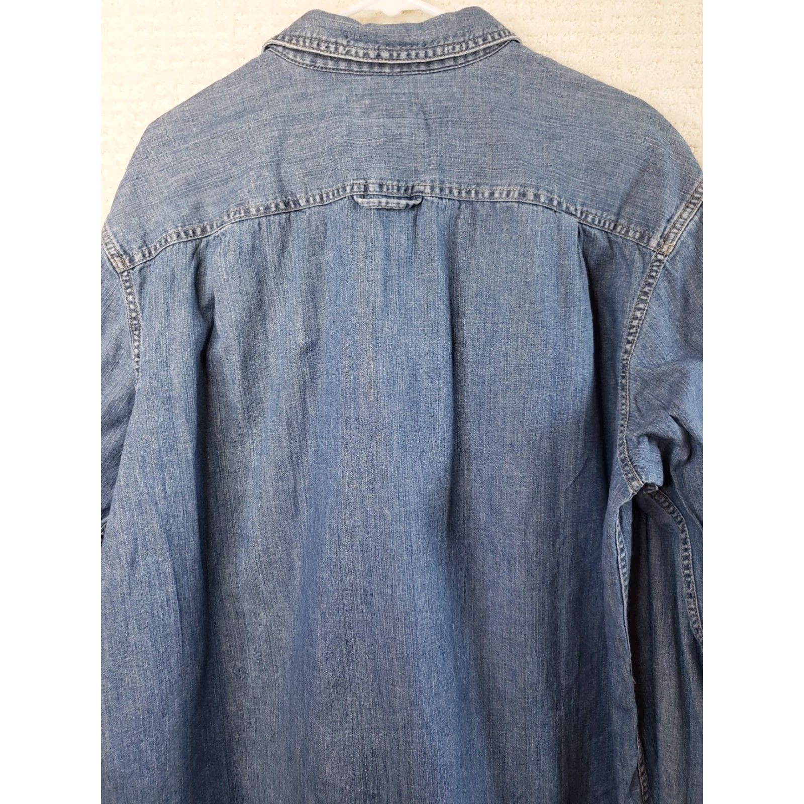 Vintage VINTAGE LL Bean Denim Button Down Shirt Long Sleeve Men's XL Reg. Pockets EUC 80s 90s Outdoor American Size US XL / EU 56 / 4 - 6 Thumbnail