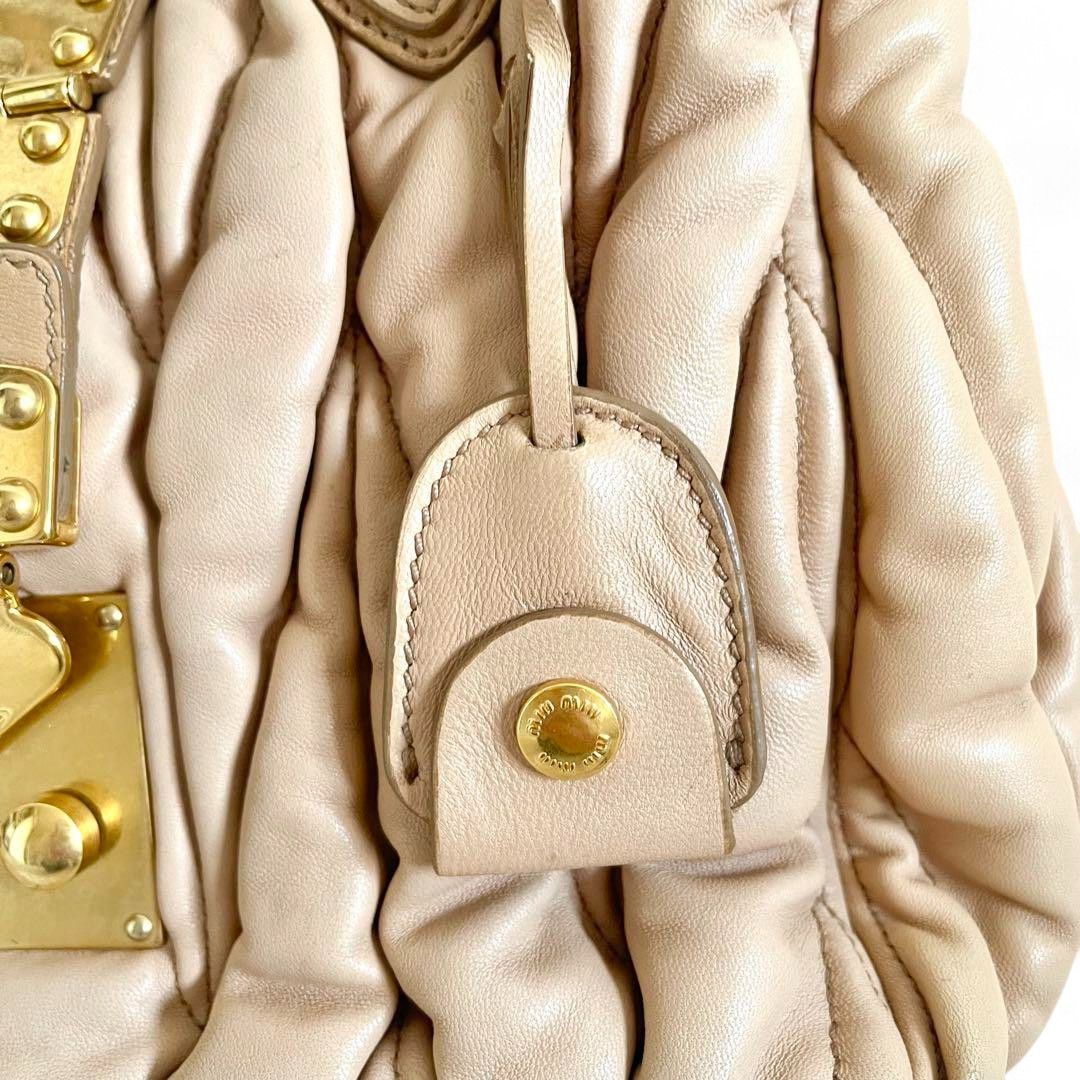 Miu Miu Miu Miu - Matelasse Handbag Beige Pink Gold Hardware Handbag Size ONE SIZE - 7 Thumbnail