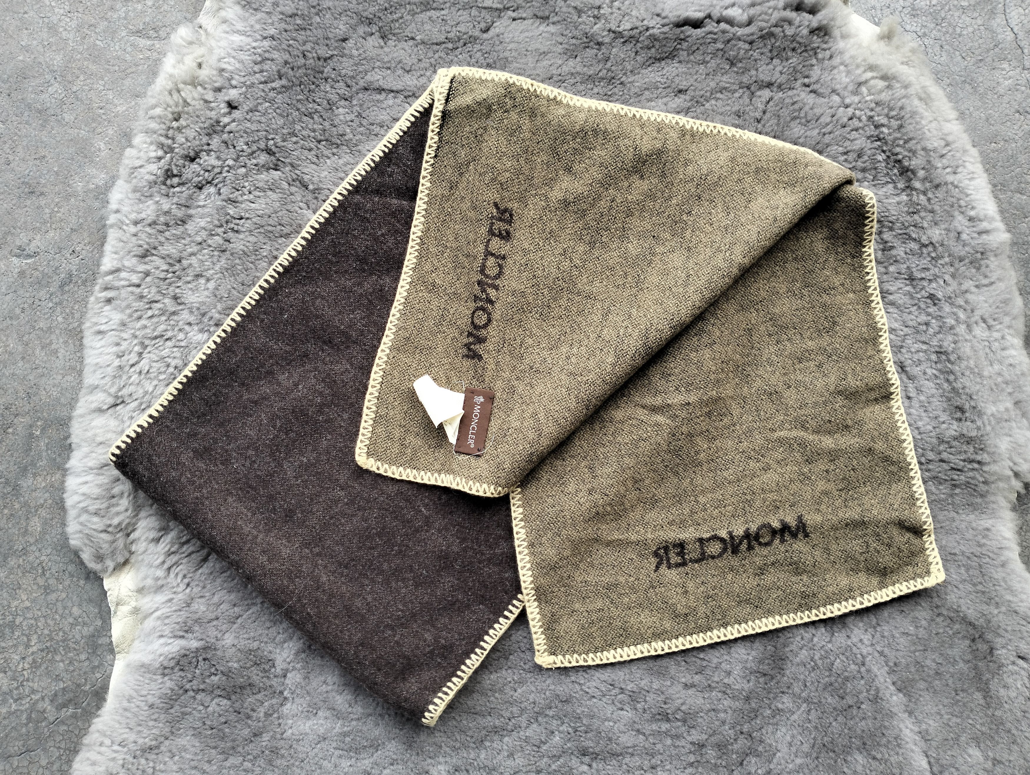 Moncler Vintage Moncler Wool Scarf Muffler Brown Size ONE SIZE - 3 Thumbnail