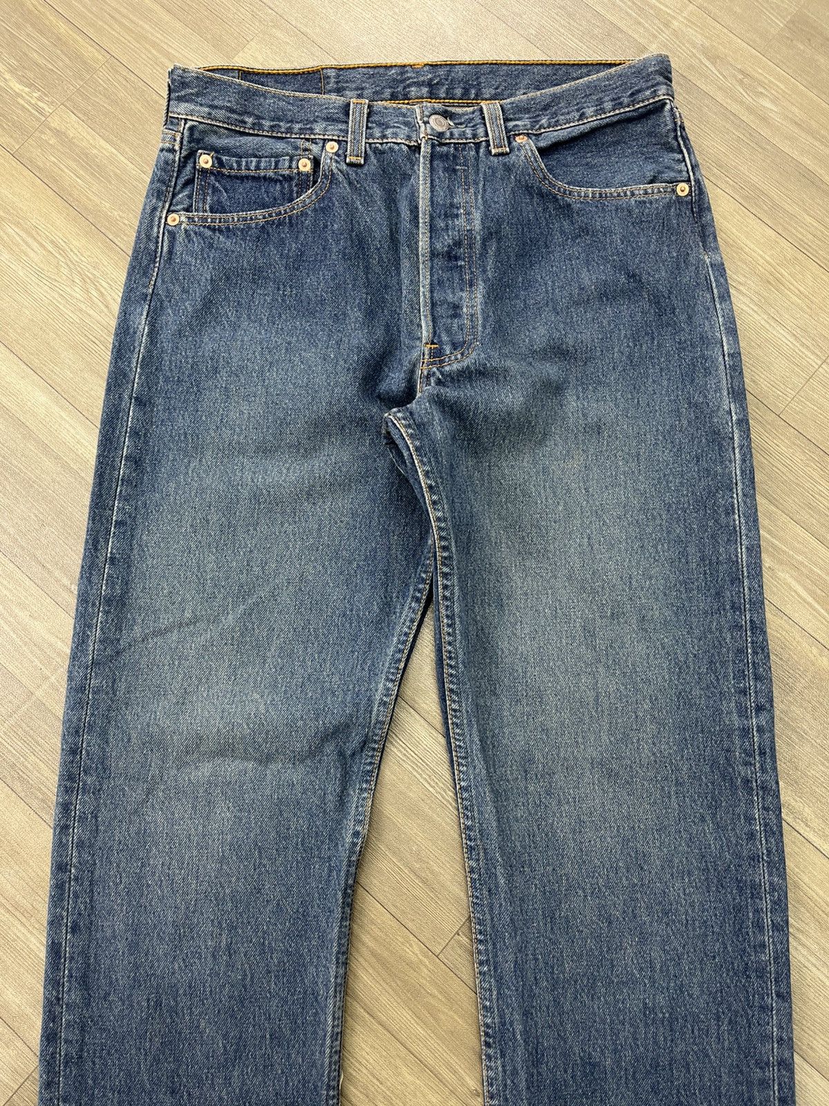 Levi's Vintage Clothing 🇺🇸1990s Vintage Levis 501 USA Straight 31x32 Faded Blue Jeans Size US 31 - 2 Thumbnail
