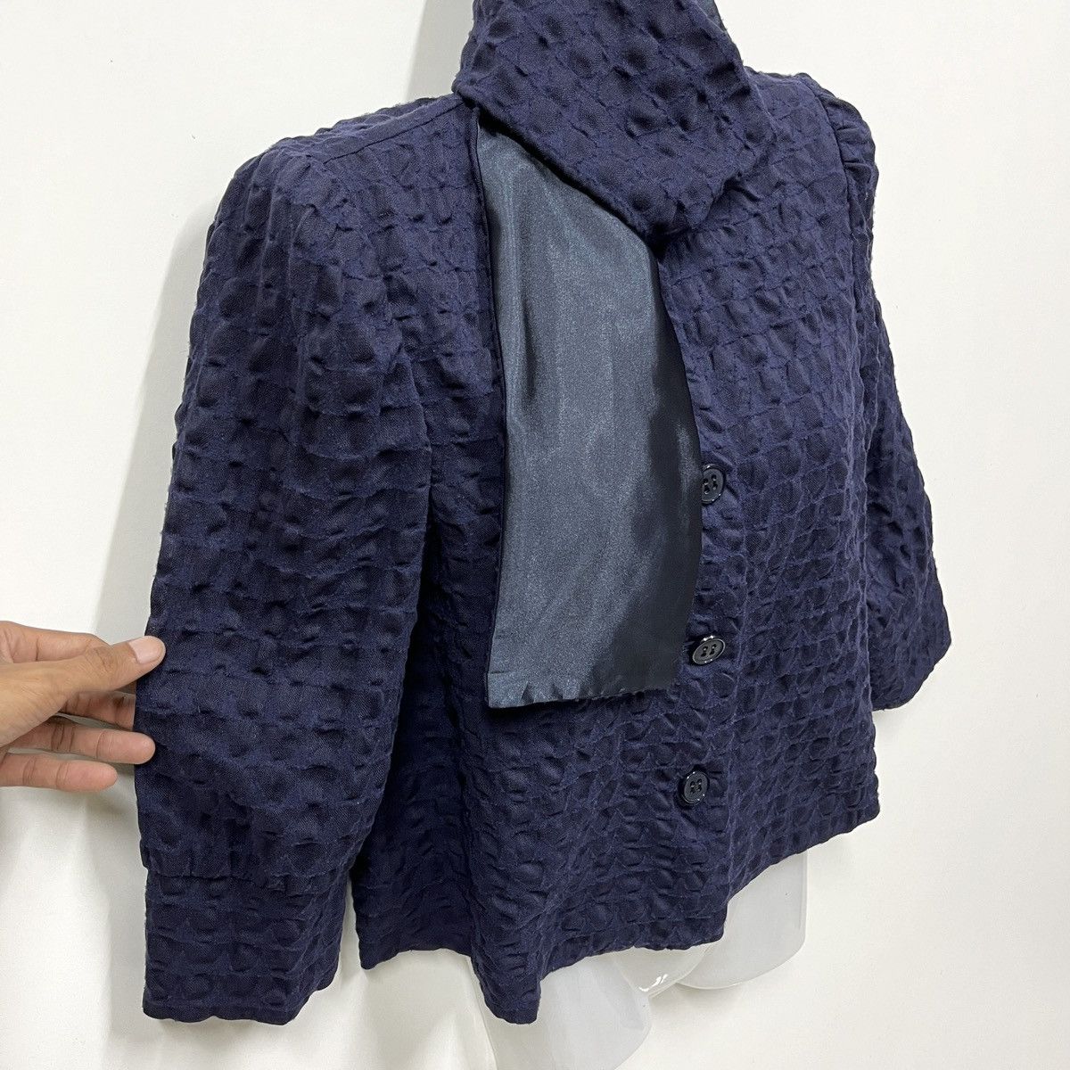 Emporio Armani Emporio Armani Runway Wool Blouse Shirt Top Button Up Size M / US 6-8 / IT 42-44 - 4 Thumbnail
