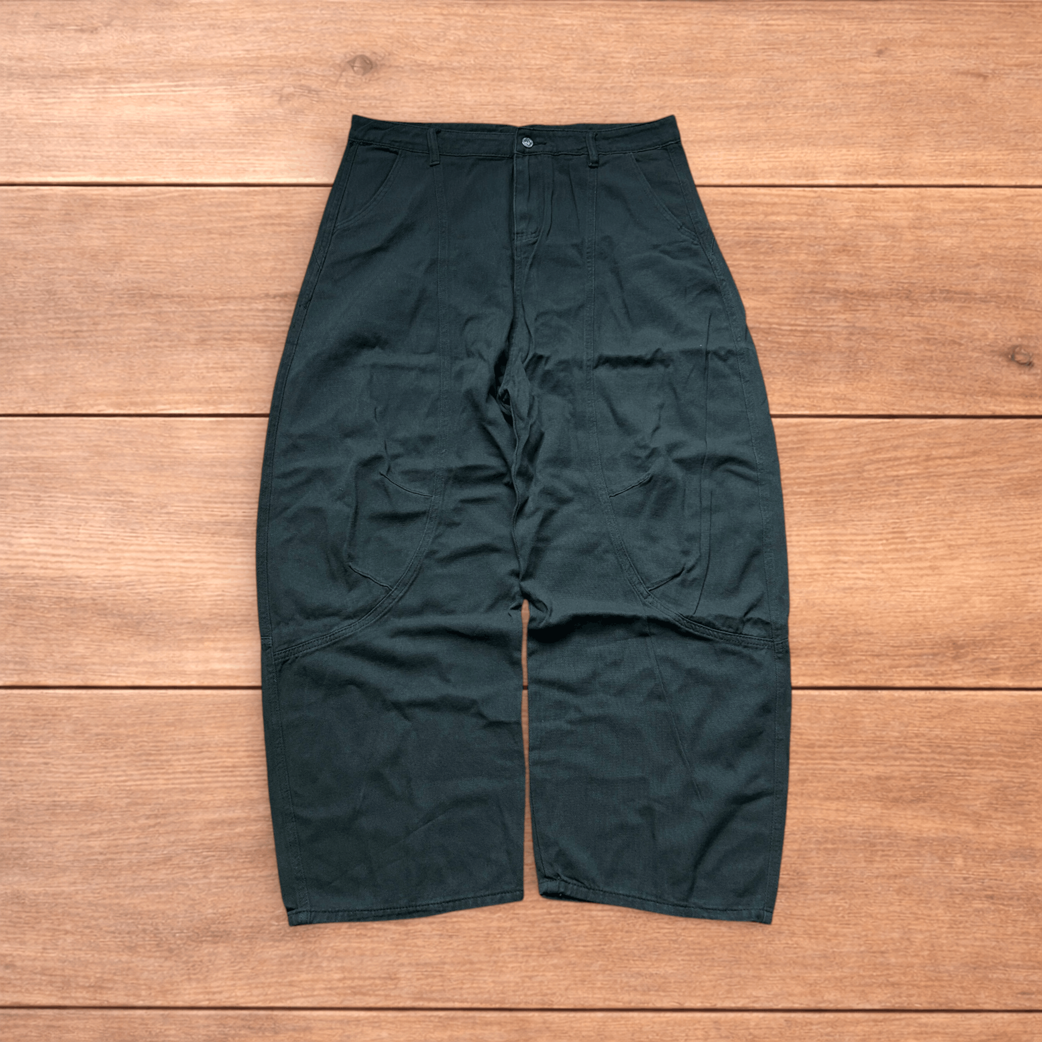 Japanese Brand Vintage Military style baggy wide cargo trousers in khaki. Size US 36 / EU 52 - 1 Thumbnail