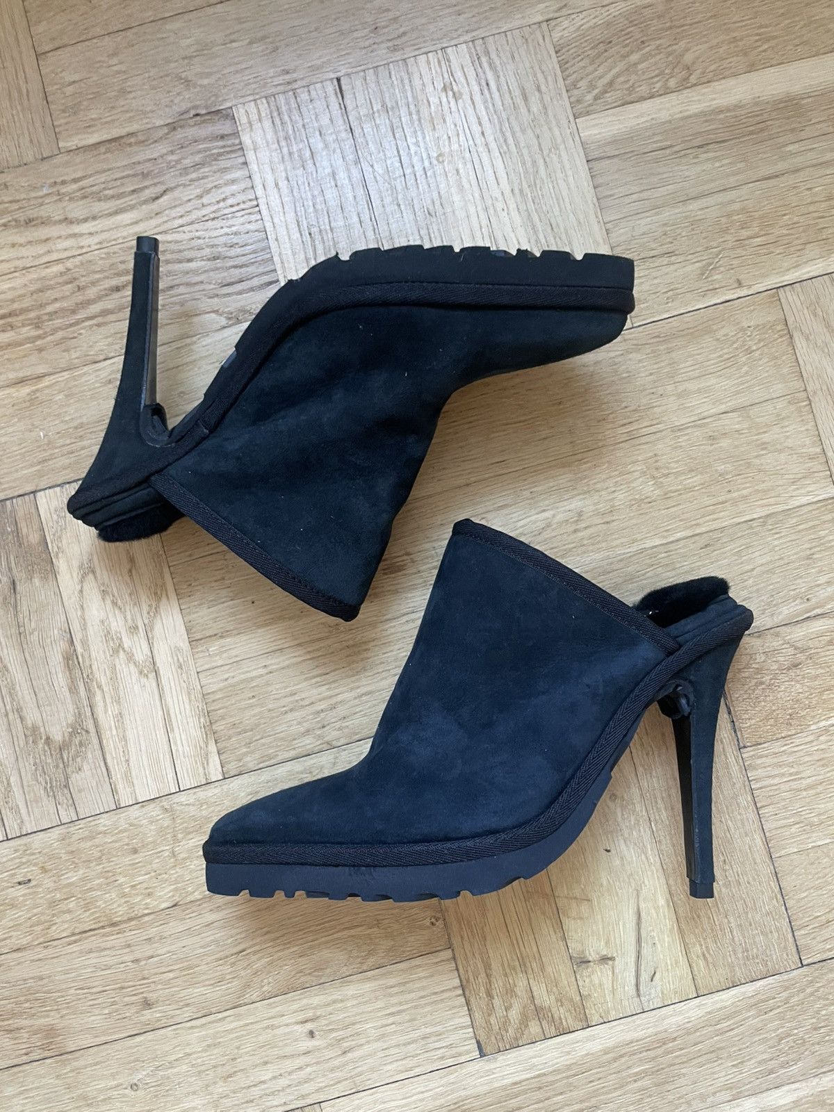 Ugg × Y/Project LS1 Suede Mules Size US 7 / IT 37 - 4 Thumbnail