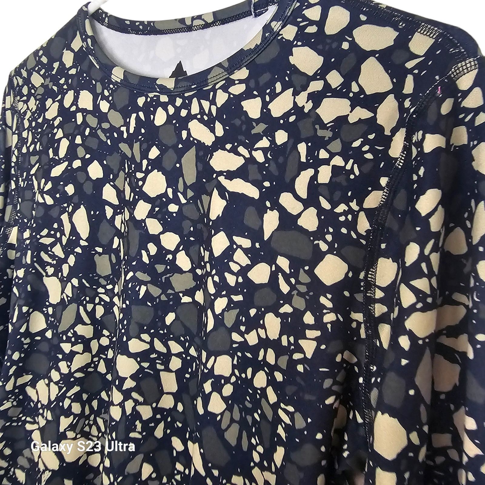 Burton Burton Womens Midweight Base Layer Crewneck Shirt L Gorpcore Size L / US 10 / IT 46 - 6 Thumbnail