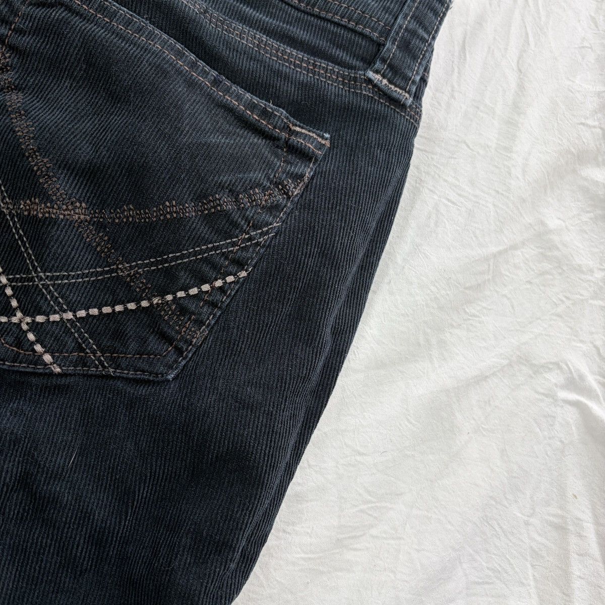 Old Navy Vintage Y2K old navy navy corduroy low rise pants Size 28" / US 6 / IT 42 - 4 Thumbnail