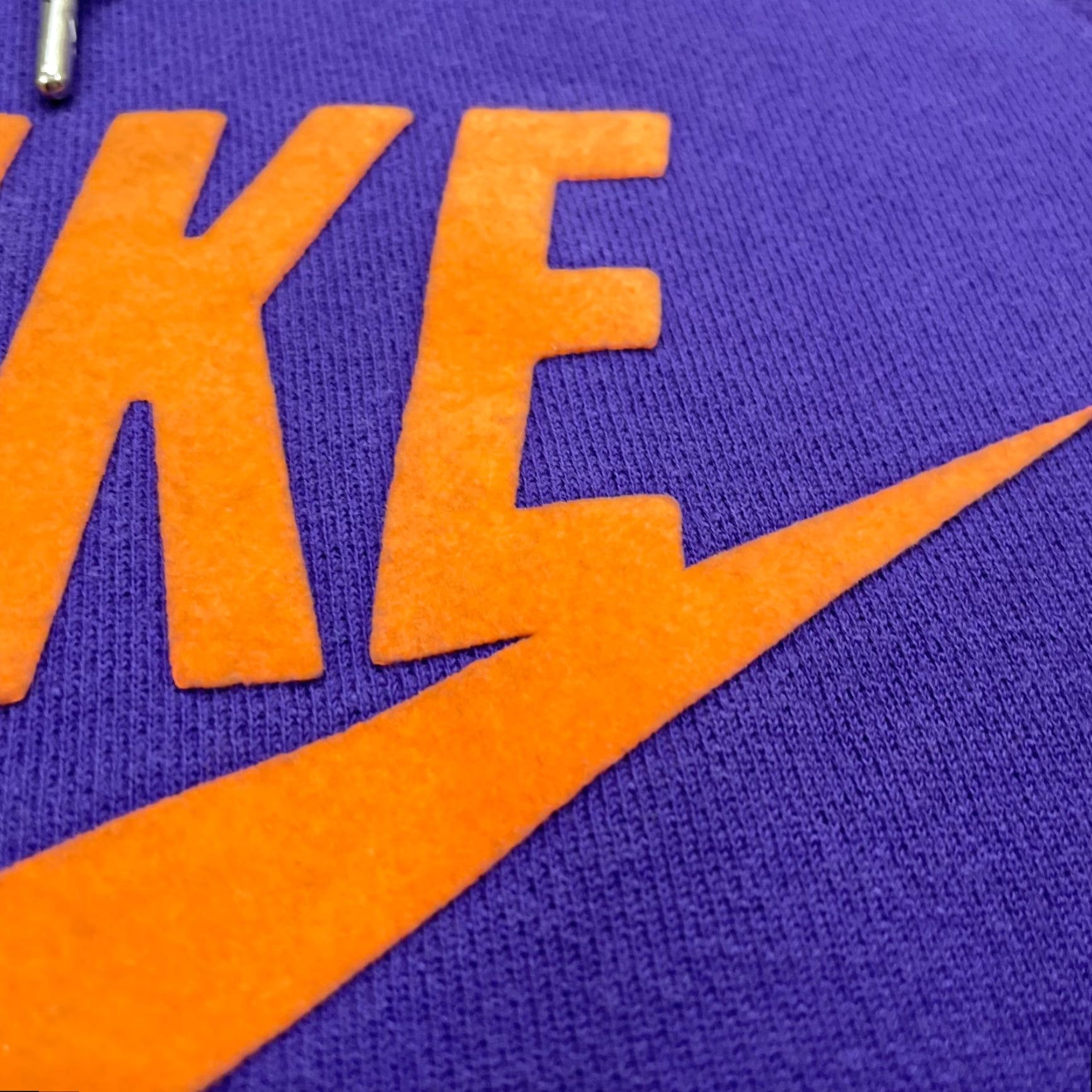 Nike Nike Womens S Pullover Hoodie Purple Orange Swoosh Spell Out Raised Graphic Outdoor Vintage: No (adjusted per rules) Size S / US 4 / IT 40 - 6 Thumbnail