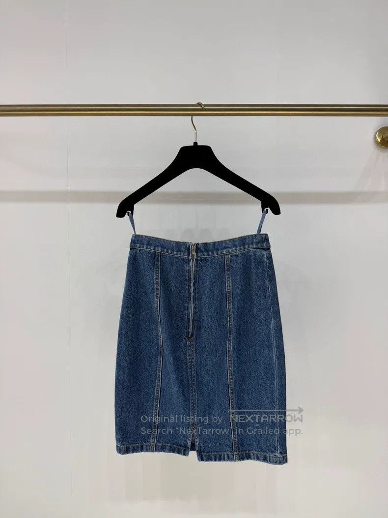 Chanel Chanel 22K new crystal buckle denim skirt Size 24" / US 00 / IT 34 - 4 Thumbnail