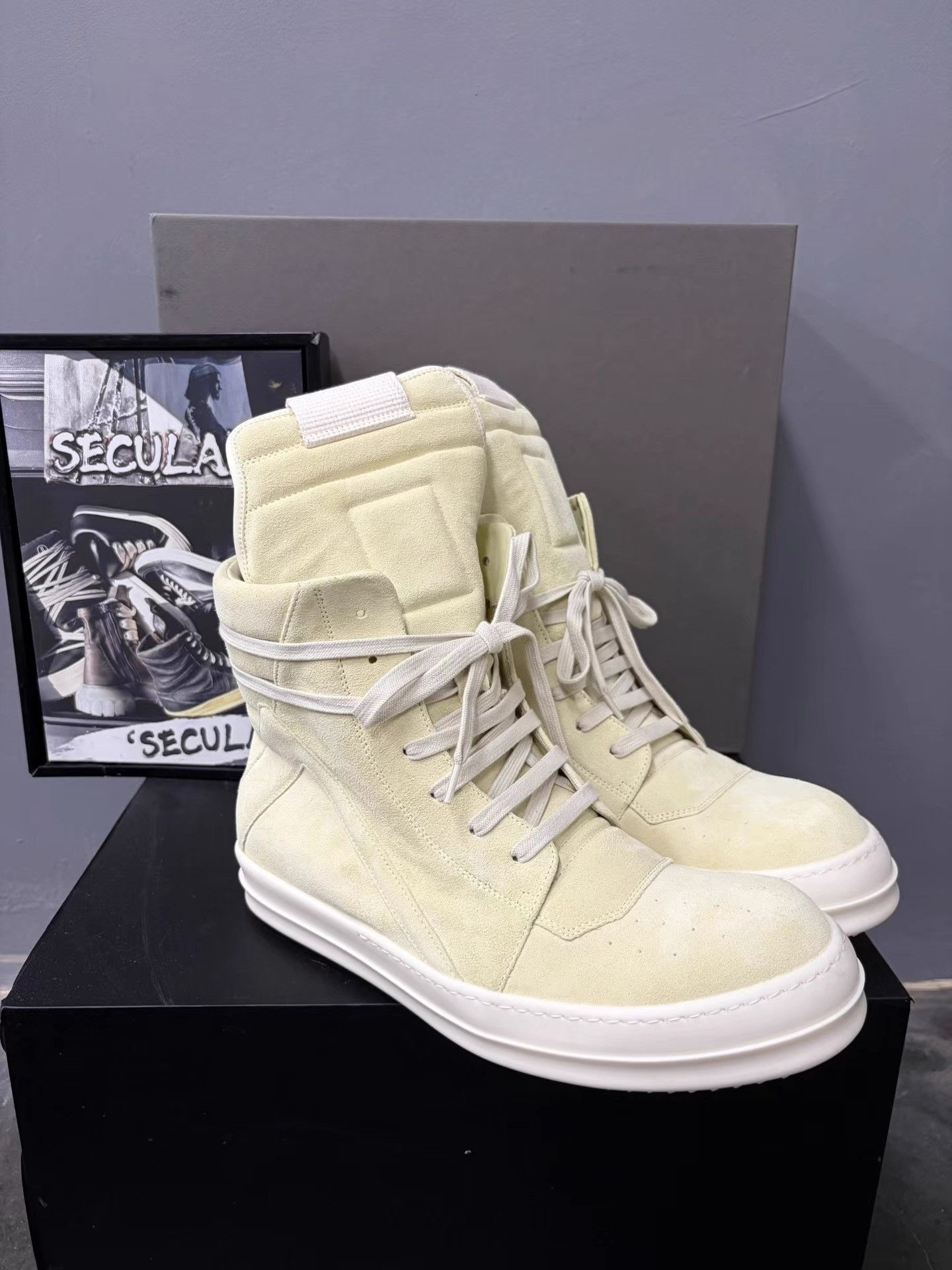 Rick Owens Rick Owens 26SS Light Green Triangle Low Sneakers K34 Size US 7 / EU 40 - 3 Thumbnail