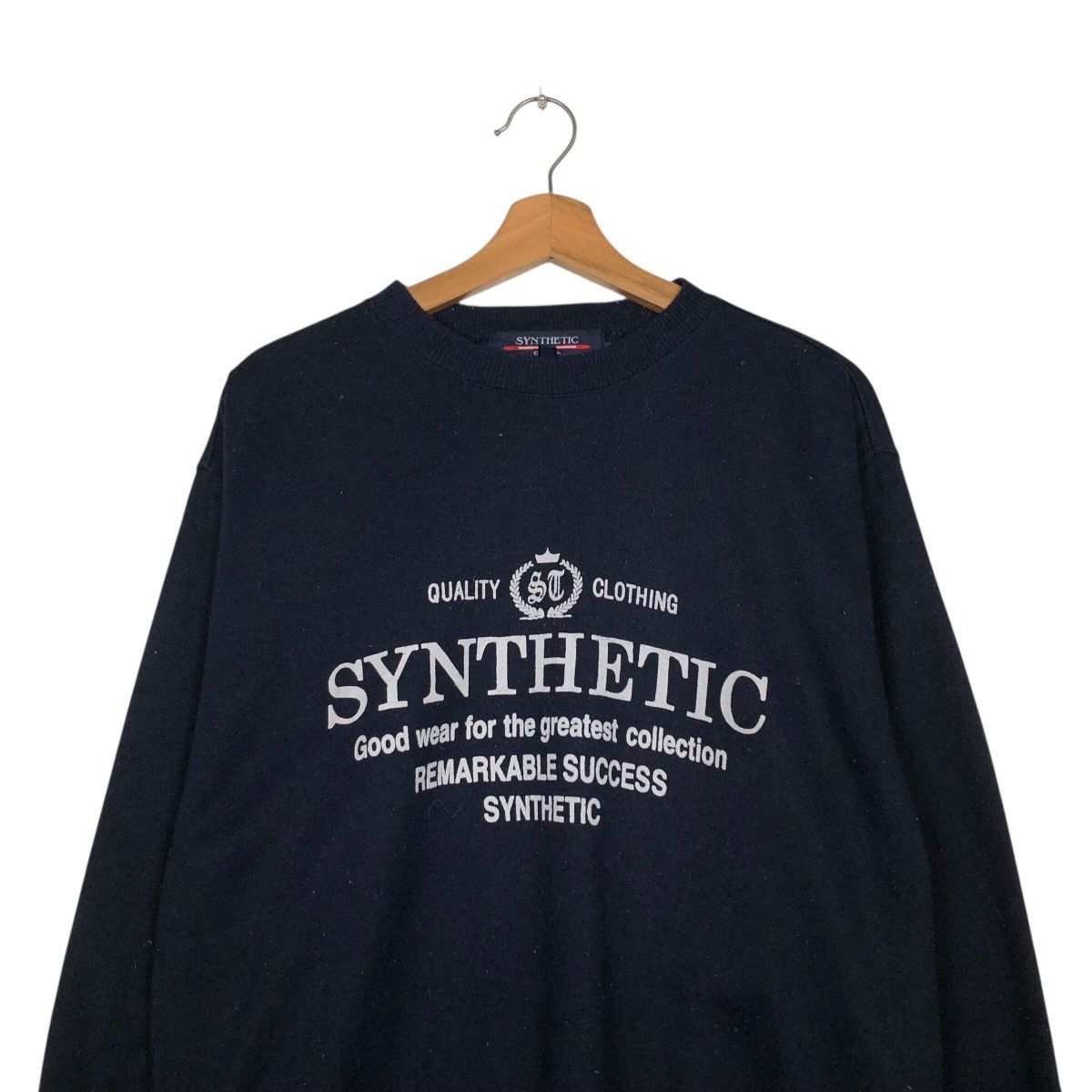 Japanese Brand Vintage Synthetic Logo Sweatshirt Black Long Sleeve Crewneck Size US M / EU 48-50 / 2 - 4 Thumbnail