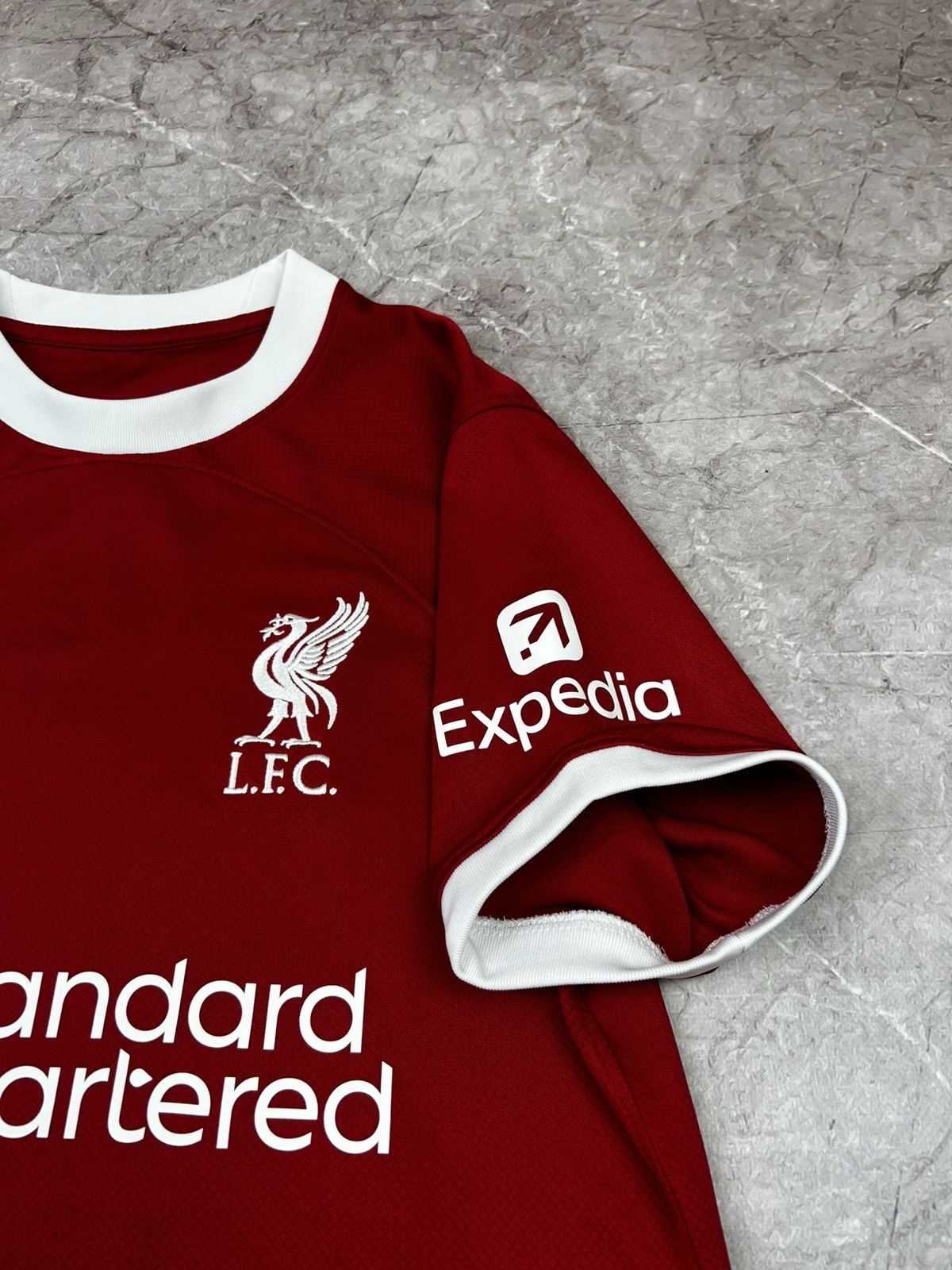 Nike Liverpool FC #14 Henderson Nike Soccer Jersey Football Retro Size US S / EU 44-46 / 1 - 6 Thumbnail
