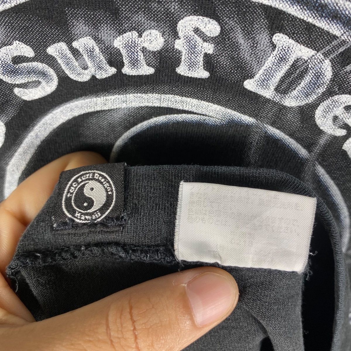 Vintage Vintage 90's T&C Surf Designs Pearl City Hawaii Graphic Tee Size US L / EU 52-54 / 3 - 9 Thumbnail