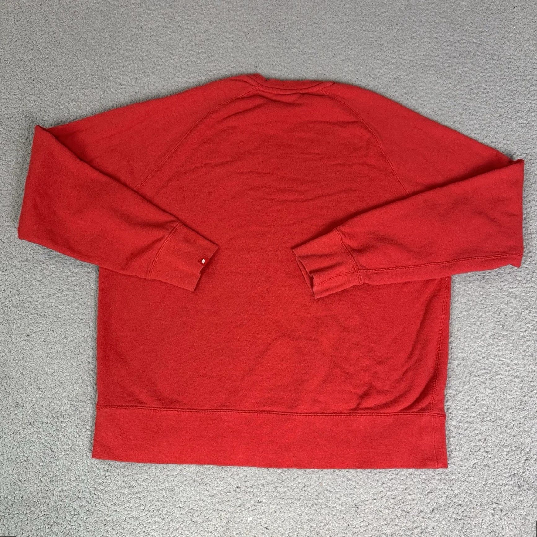 Nike VINTAGE Nike Sweatshirt Mens XL Red Embroidered Pullover Swoosh Crewneck 90s Vtg Size US XL / EU 56 / 4 - 5 Thumbnail