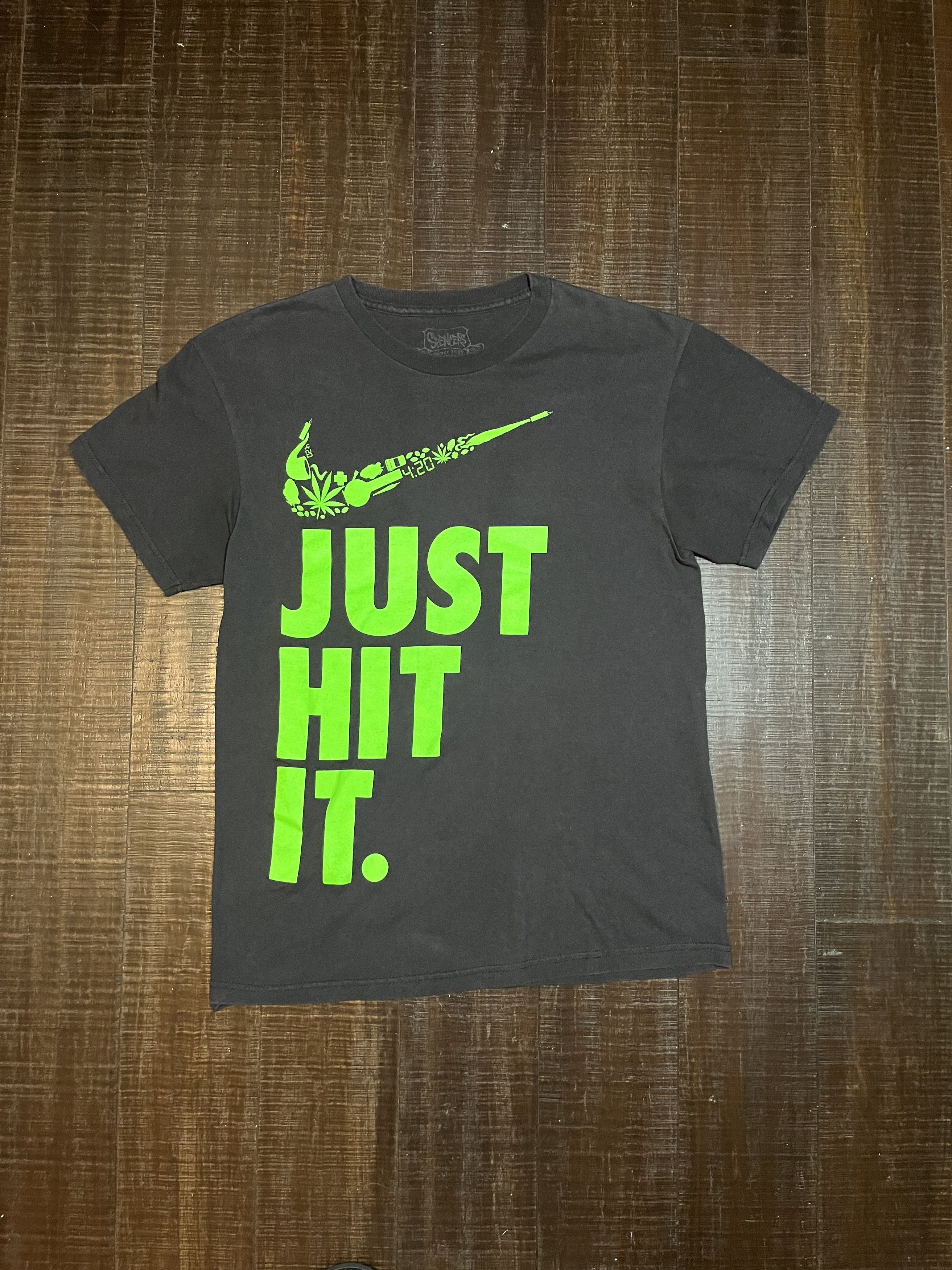 Vintage Vintage Nike Just Hit It 420 Parody Shirt Size US M / EU 48-50 / 2 - 1 Thumbnail