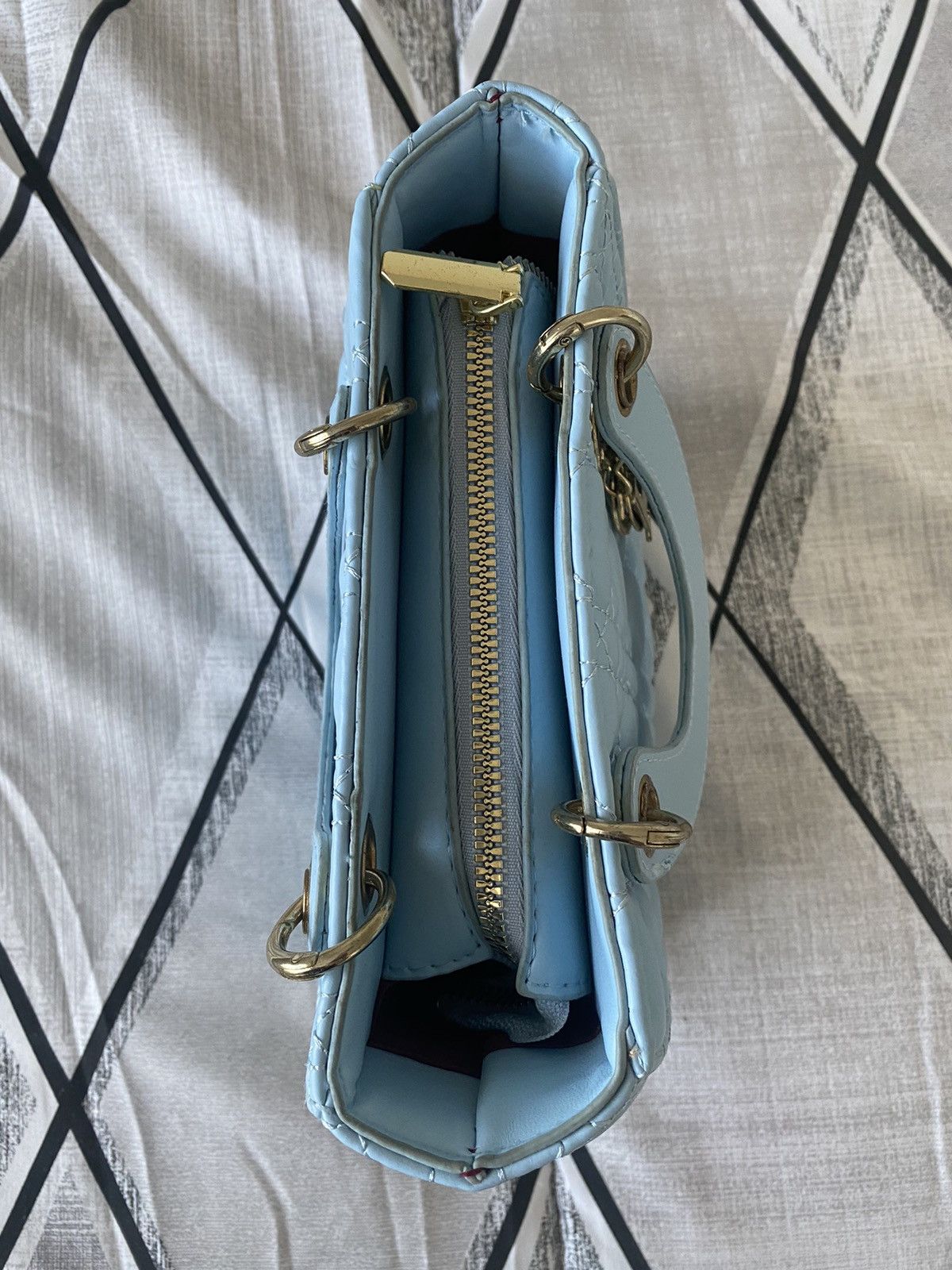 Other Womens Small Blue & Gold Crossbody Purse Ladies Handbag Size ONE SIZE - 6 Thumbnail
