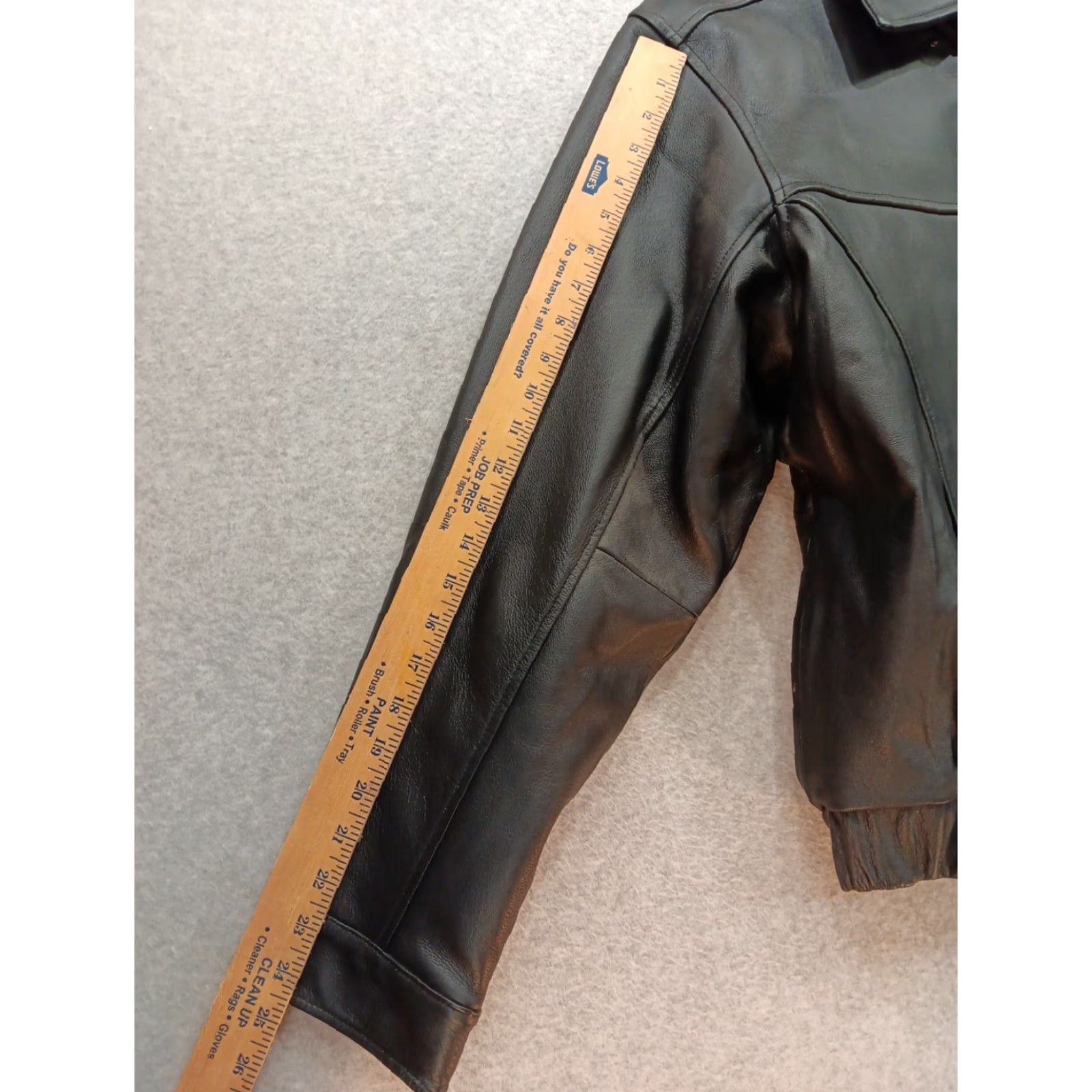 Vintage Burks Bay Mens Black Leather Bomber Jacket L Black Regular Jacket Men Zip Full Zip Pockets Size US L / EU 52-54 / 3 - 7 Thumbnail
