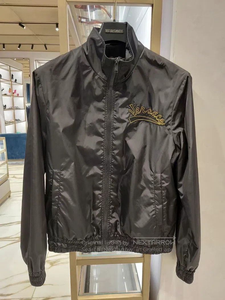Versace Versace The main line stand-up collar men's thin jacket ja Size US L / EU 52-54 / 3 - 7 Thumbnail