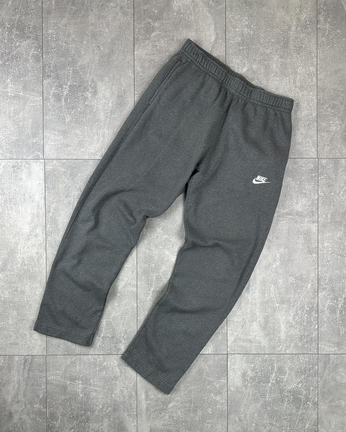 Nike Nike Vintage Retro Small Swoosh Jogger Silver Pants Size US 32 / EU 48 - 1 Thumbnail