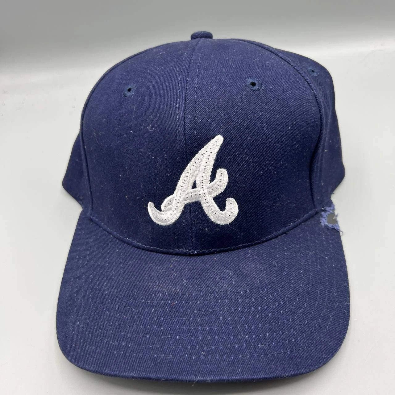 Twins Enterprise Inc. Atlanta Braves Hat Men Navy Embroidered MLB Strap Back Cap Size ONE SIZE - 1 Thumbnail