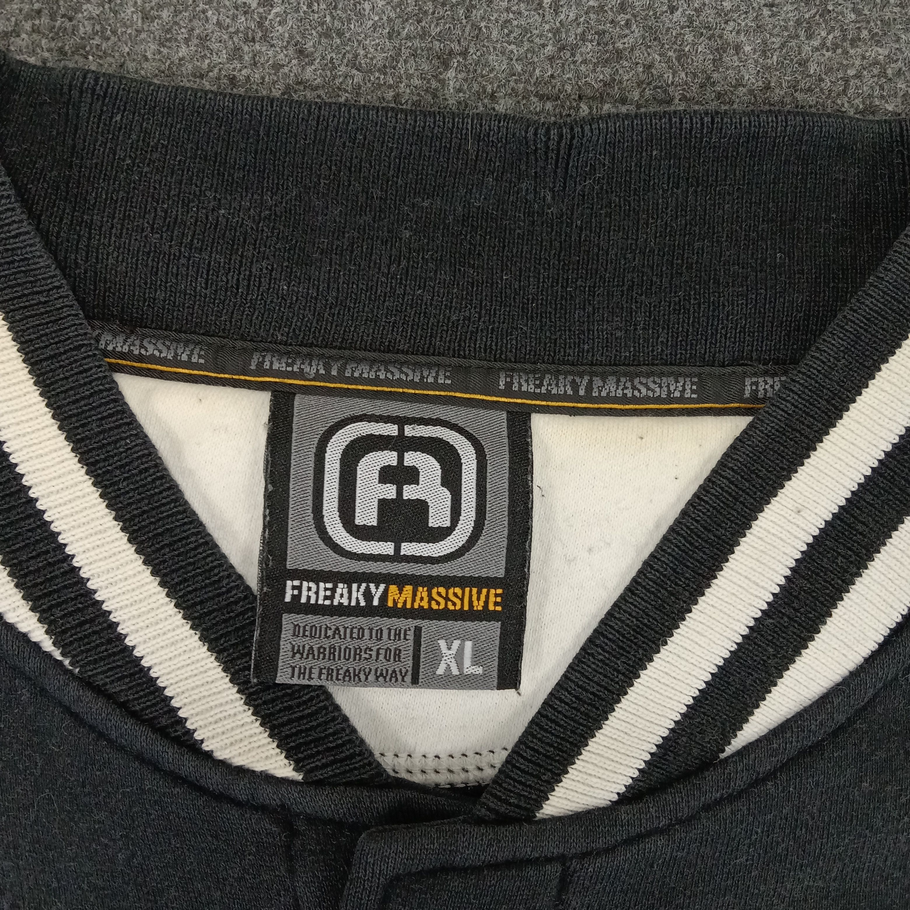Vintage Freaky Massive Center Logo Varsity Jacket Size US XL / EU 56 / 4 - 4 Thumbnail