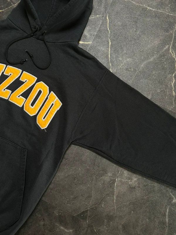 Champion Champion Mizzuo Black Washed Hoodie Vintage 90s 00s Size US S / EU 44-46 / 1 - 4 Thumbnail