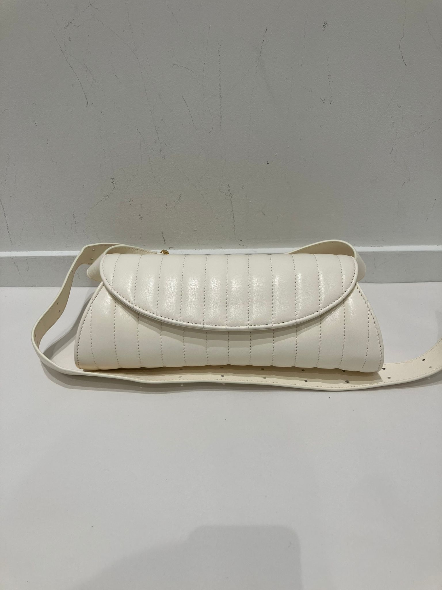 Jil Sander o1mt1gz0426 Size : OS / Shoulder Bag in White Size ONE SIZE - 1 Thumbnail