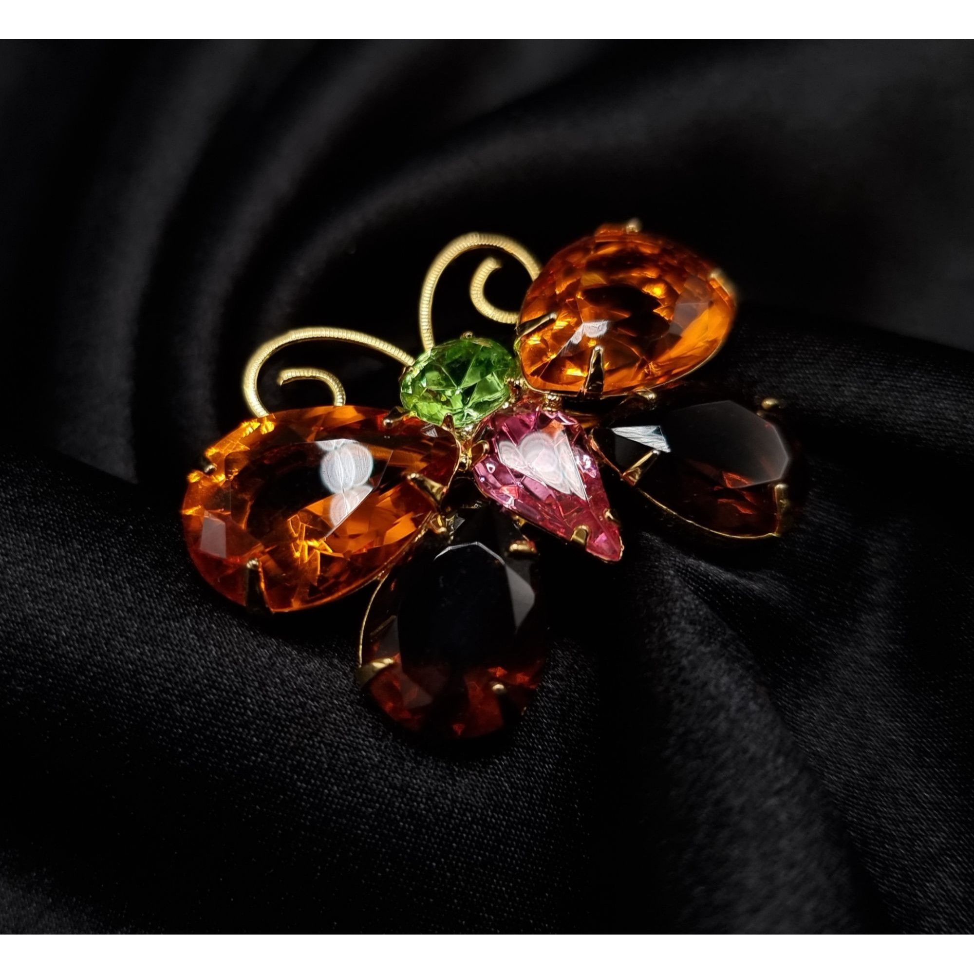 Joan Rivers Vintage Joan Rivers Signed Butterfly Brooch With Sparkling O Size ONE SIZE - 3 Thumbnail