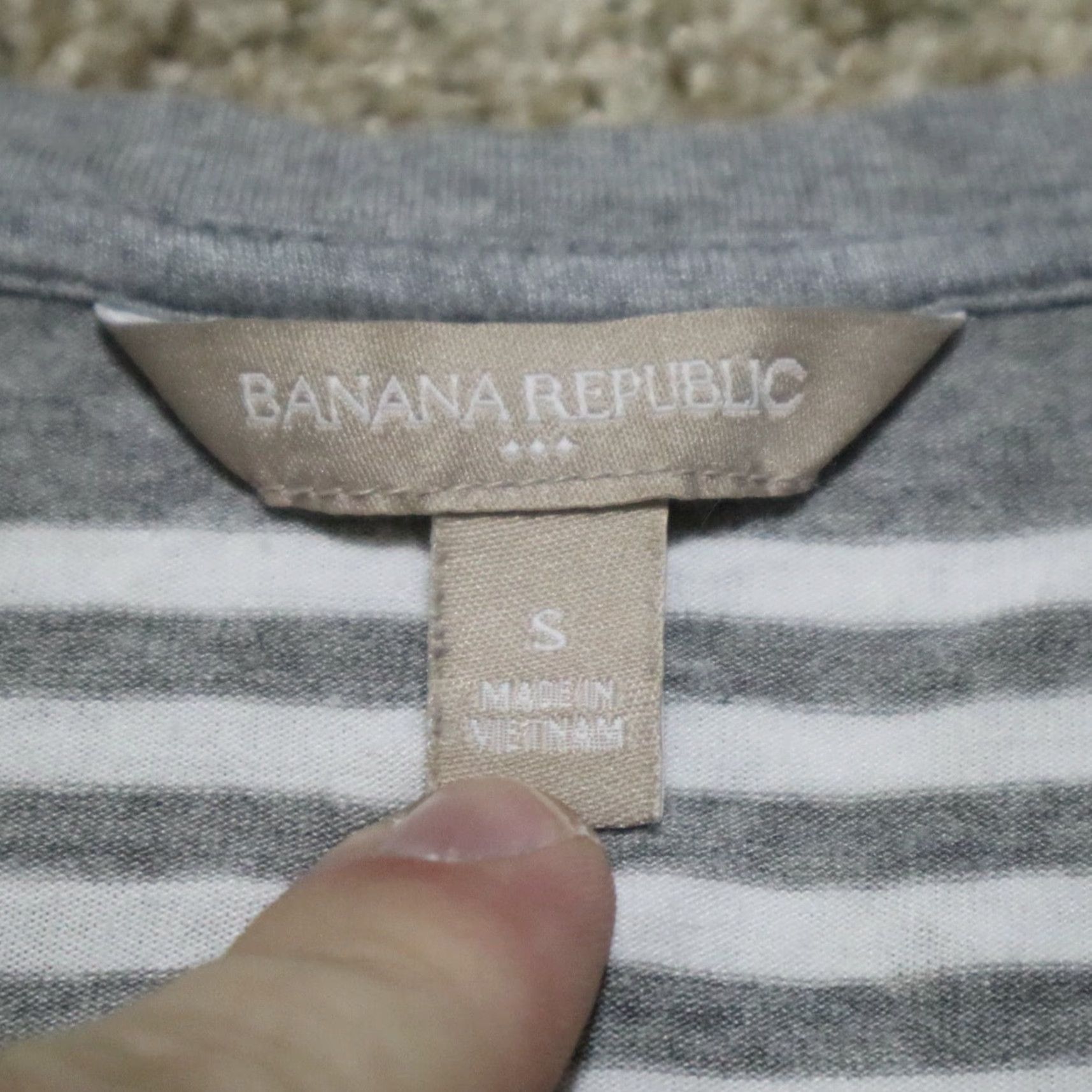 Banana Republic Banana Republic Top Shirt Gray White Stripe Knit Cotton Blend Long Sleeve T-Shirt Women S Small Crew Neck Casual Size S / US 4 / IT 40 - 3 Thumbnail