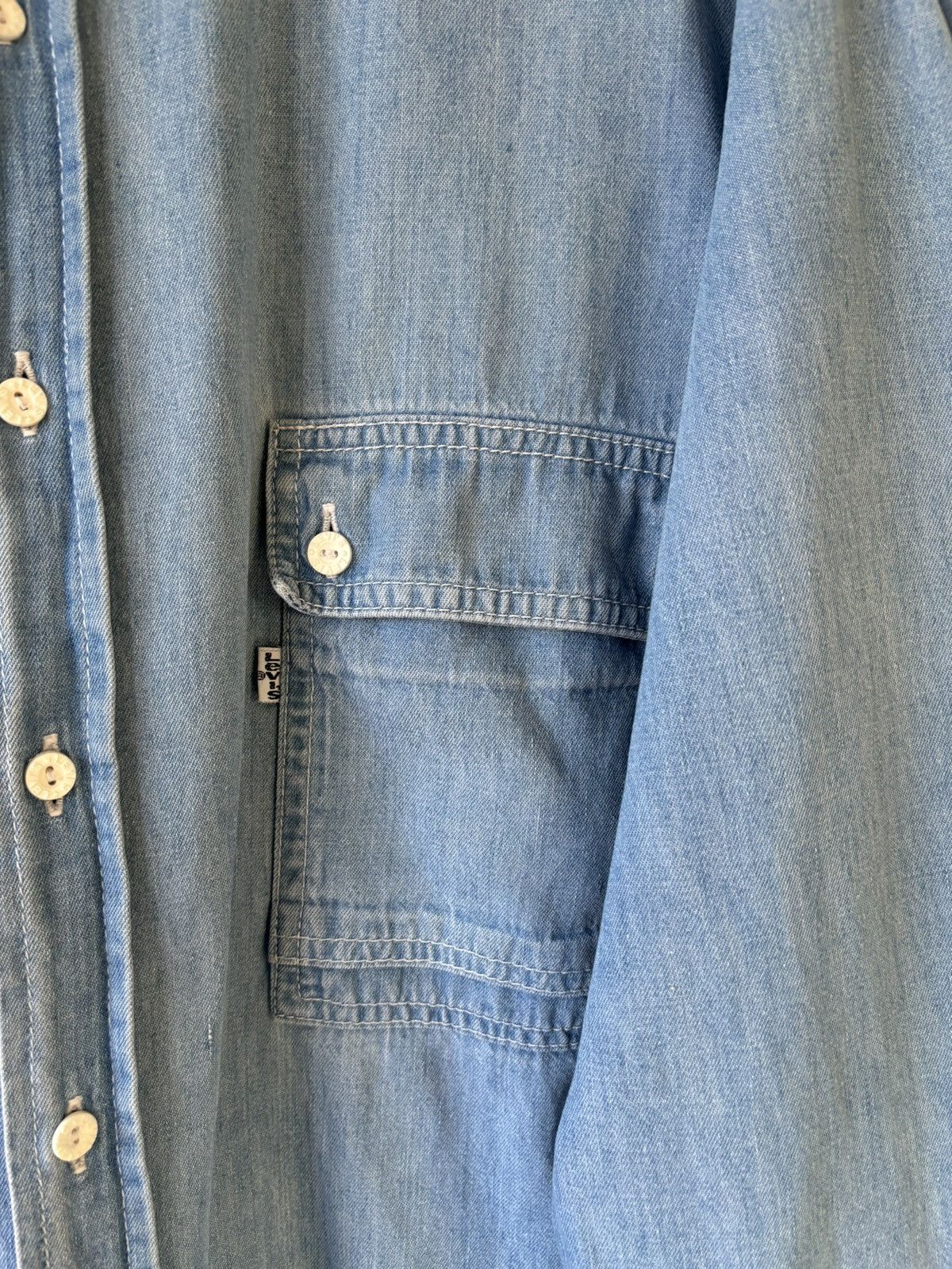 Levi's × Levi's Vintage Clothing Vintage 90s Washed Denim Cargo Shirt Size US L / EU 52-54 / 3 - 5 Thumbnail