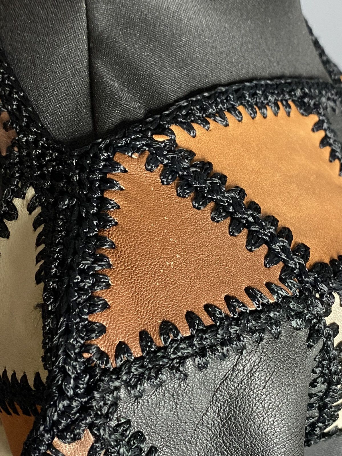 Other Vintage 80s Women’s Leather Top Argyle Diamond Pattern M/L Size M / US 6-8 / IT 42-44 - 8 Thumbnail